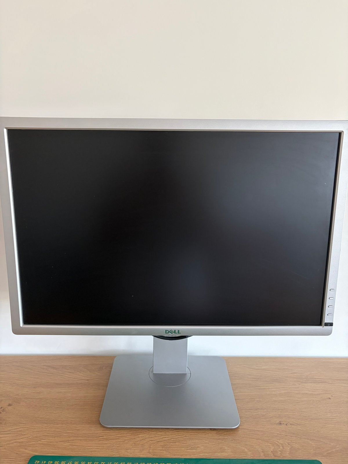 Dell U2412M 24 inch monitor - Zo goed als nieuw, Computers en Software, Monitoren, Ophalen, IPS, In hoogte verstelbaar, Full HD