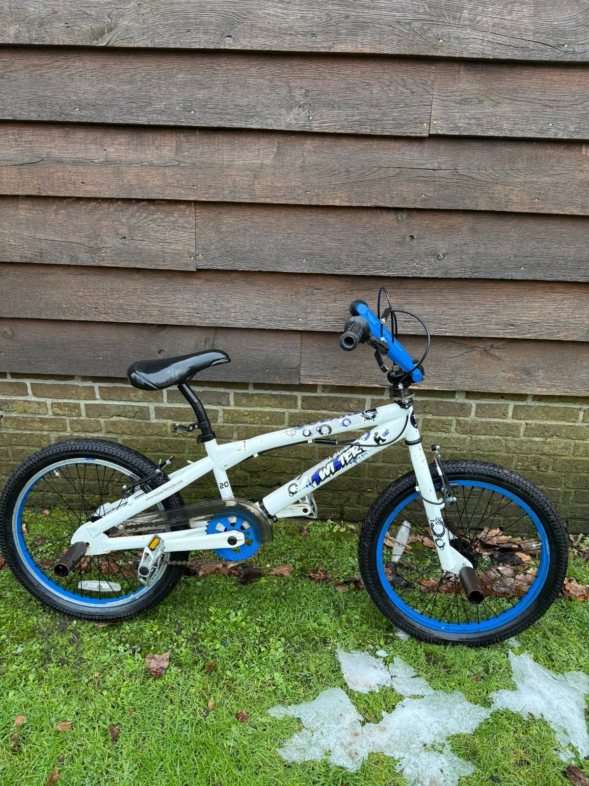 Volare Twister BMX 20 inch – wit/blauw – goede staat, Ophalen of Verzenden, Zo goed als nieuw, Staal