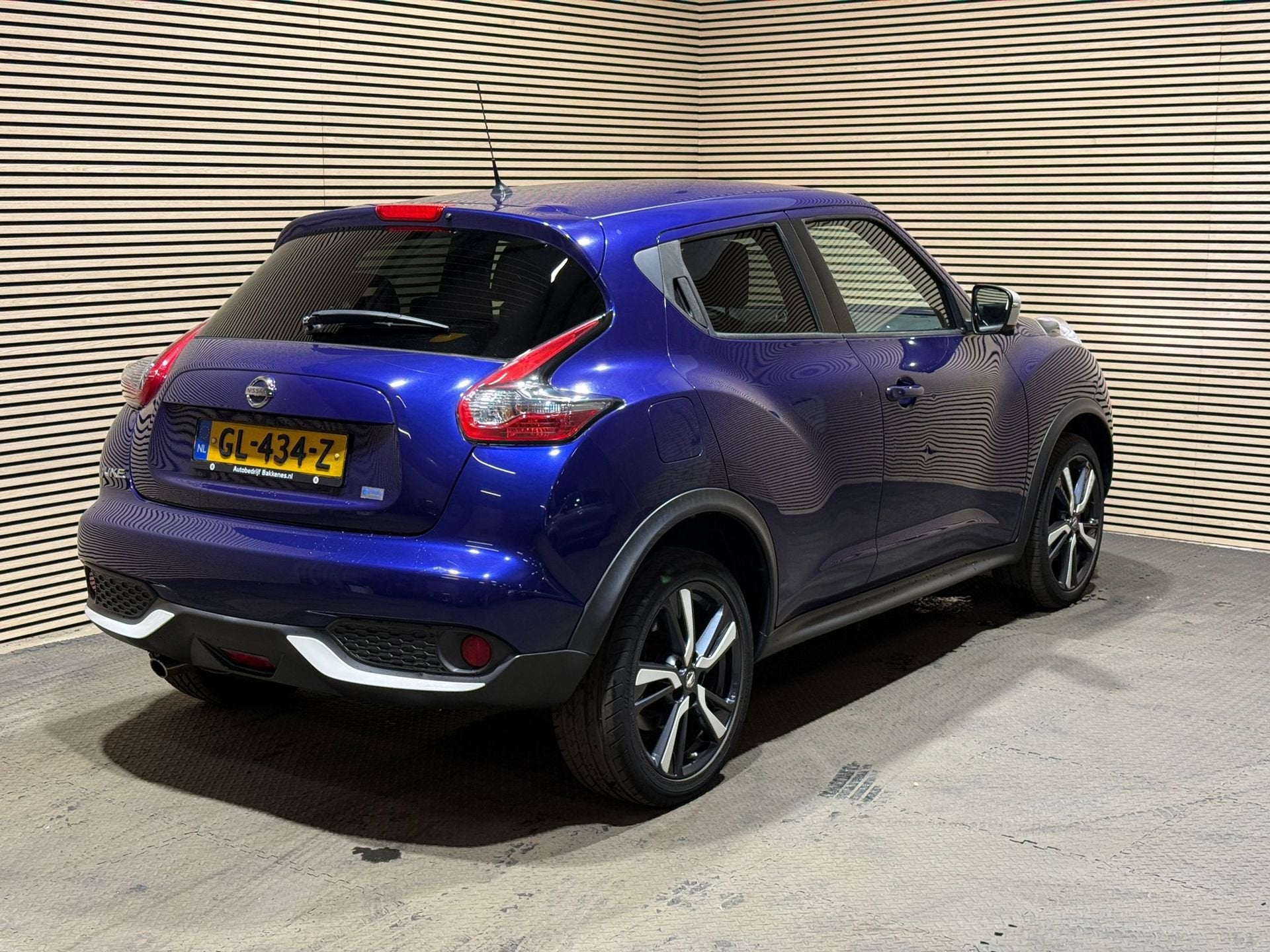 Nissan Juke 1.2 DIG-T S/S | 360 Camera | Airco | Cruise | Na, Auto's, Voorwielaandrijving, Zwart, Met garantie (alle), Blauw
