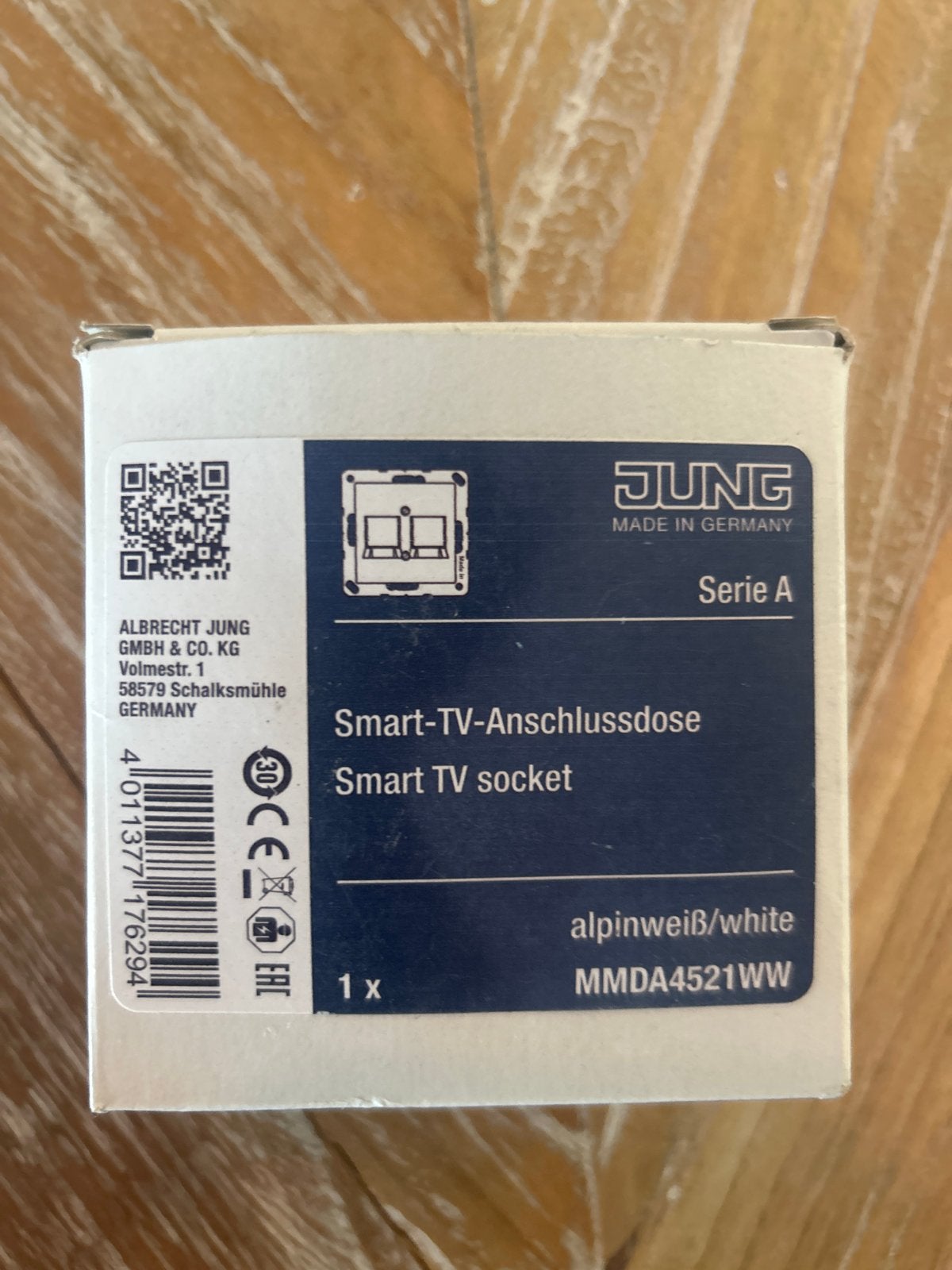 JUNG Smart TV-aansluitdoos, Ophalen of Verzenden, Nieuw, Minder dan 2 meter, Coaxiale kabel