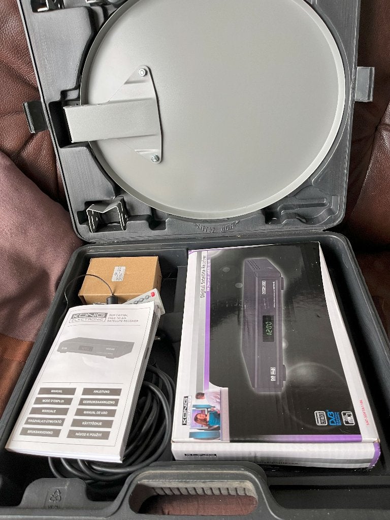 Satelliet schotel met ontvanger ,toebehoren in doos compleet, Overige merken, 50 Hz, Nieuw, Ophalen of Verzenden