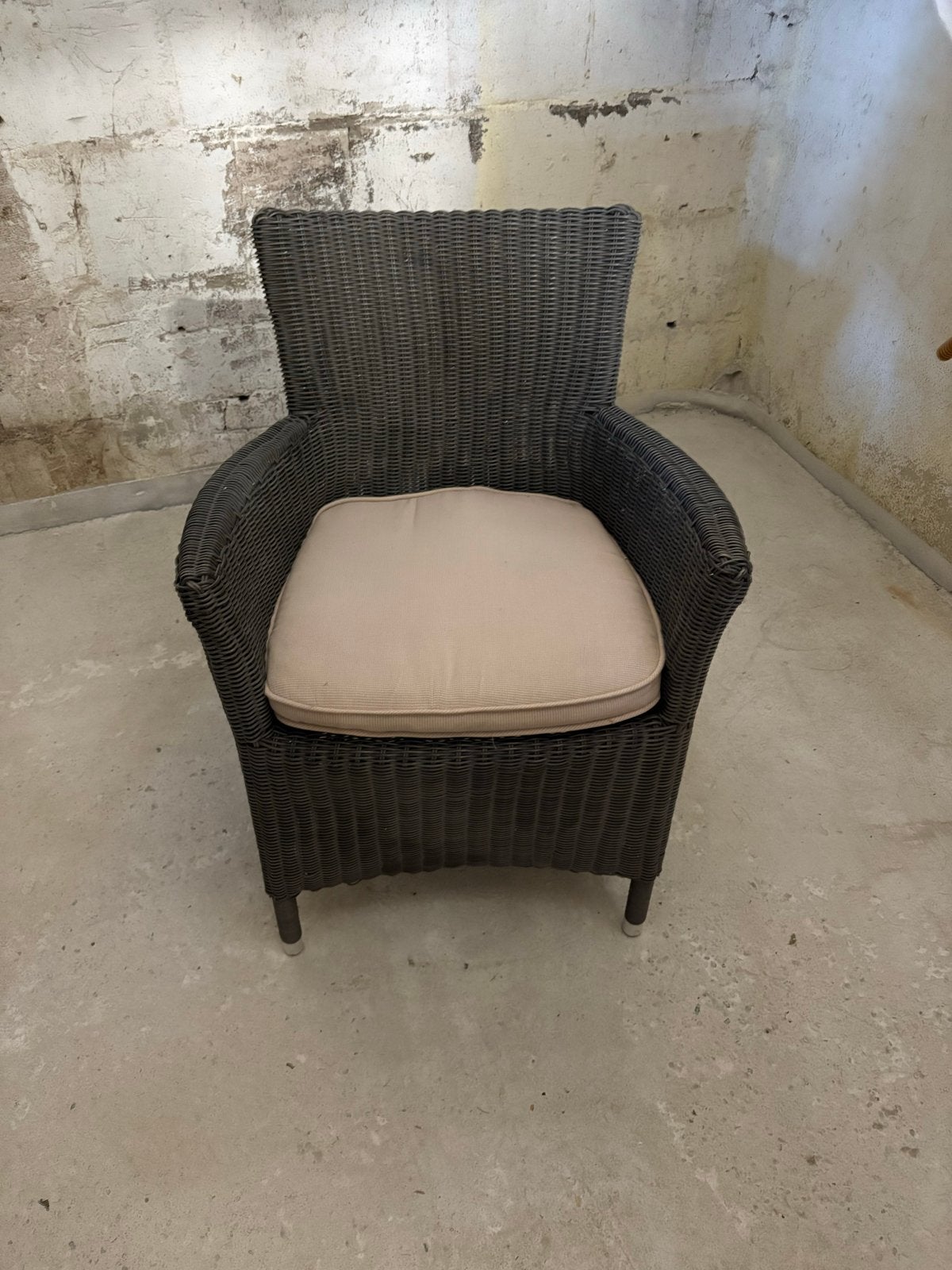 4 Intratuin tuinstoelen bruin met kussens, Ophalen, Gebruikt, Wicker