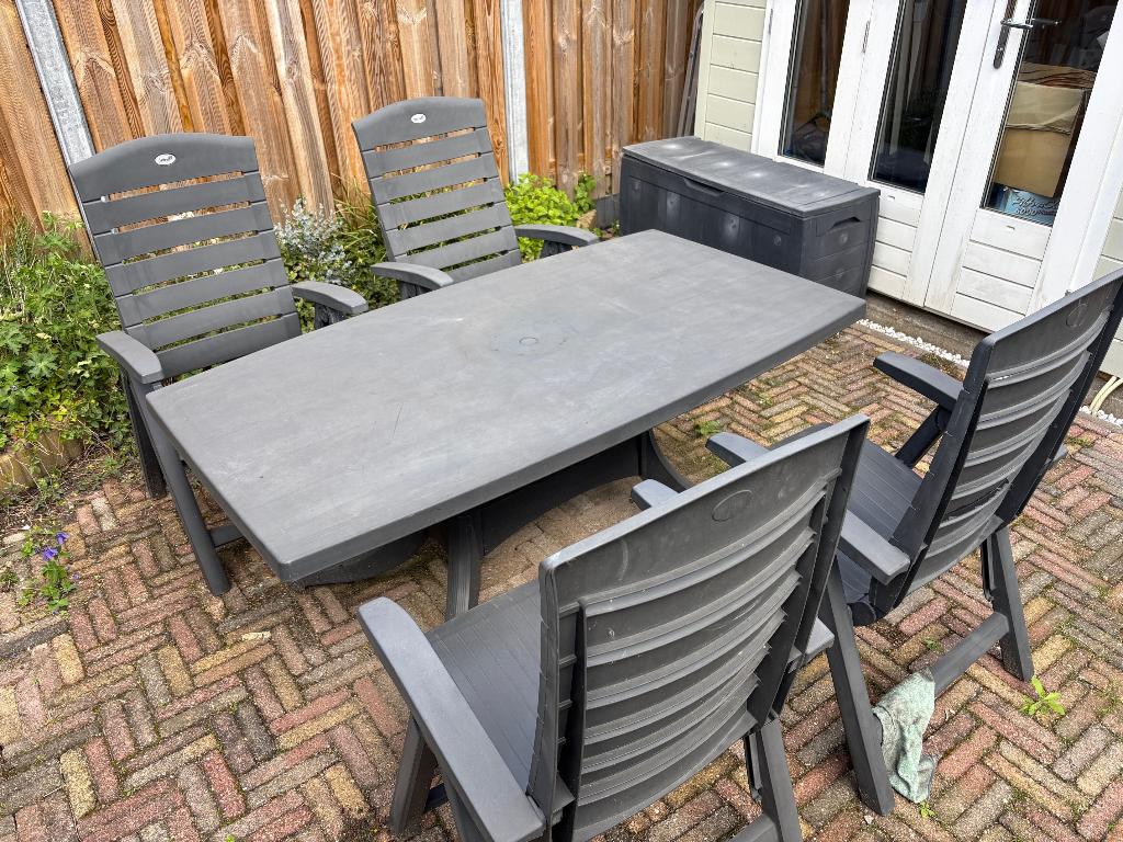 Gratis Hartman tuinset antraciet, Ophalen, 4 zitplaatsen, Kunststof, Gebruikt