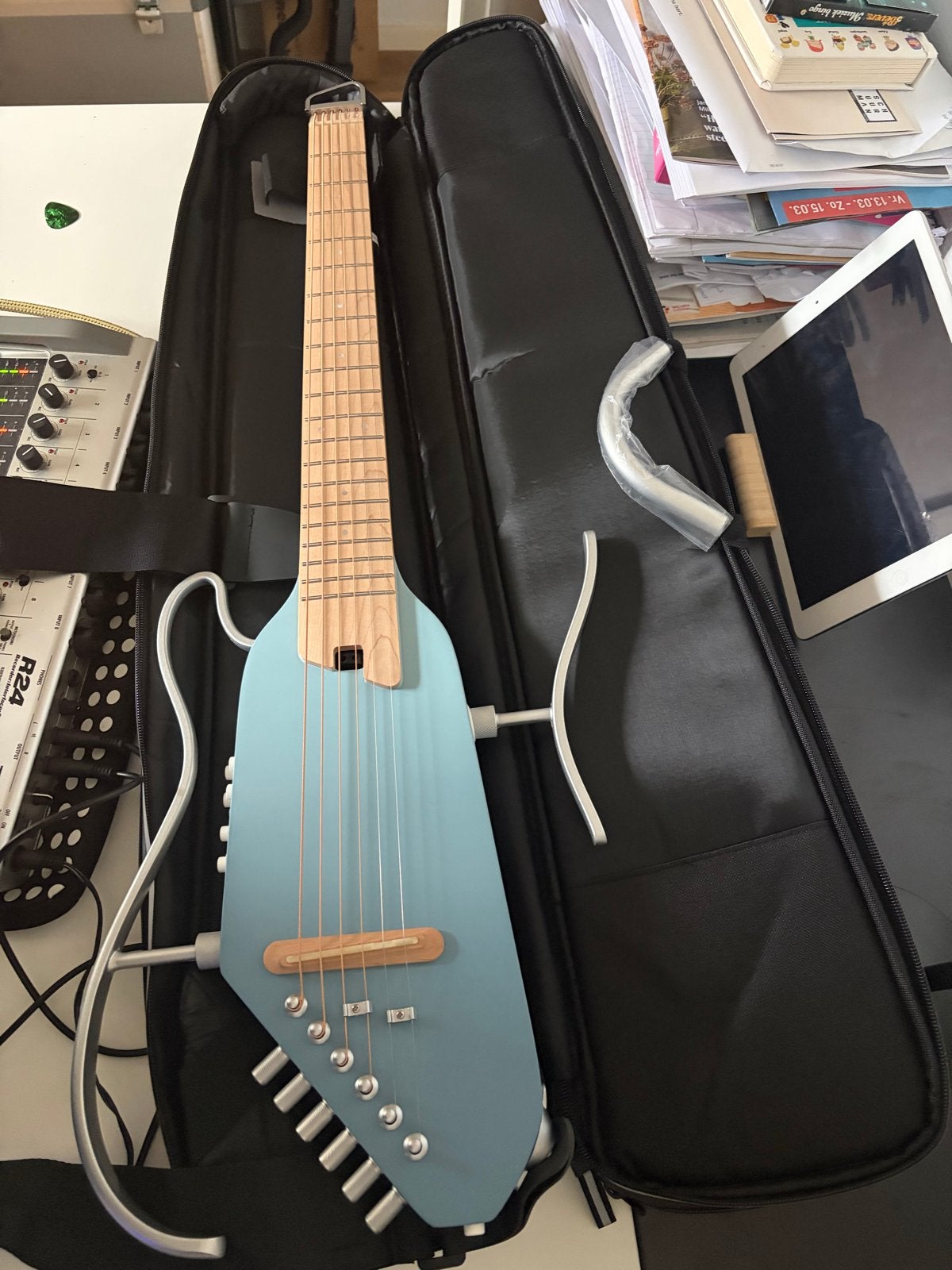 Donner Hush-I Pro Silent Gitaar met Ingebouwde Effecten, Ophalen, Zo goed als nieuw, Overige typen, Met (piezo-)element