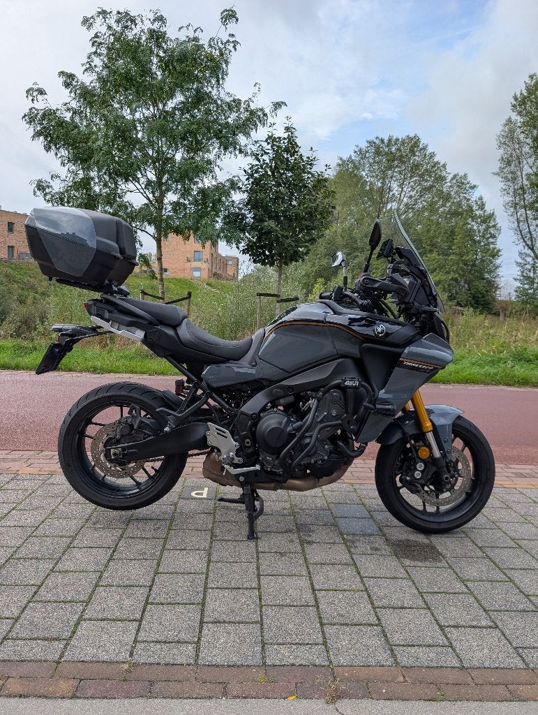 Yamaha Tracer 9 GT+ Power Grey 2025, 890 cc, Motorrijbewijs A, Gebruikt, 3 cilinders