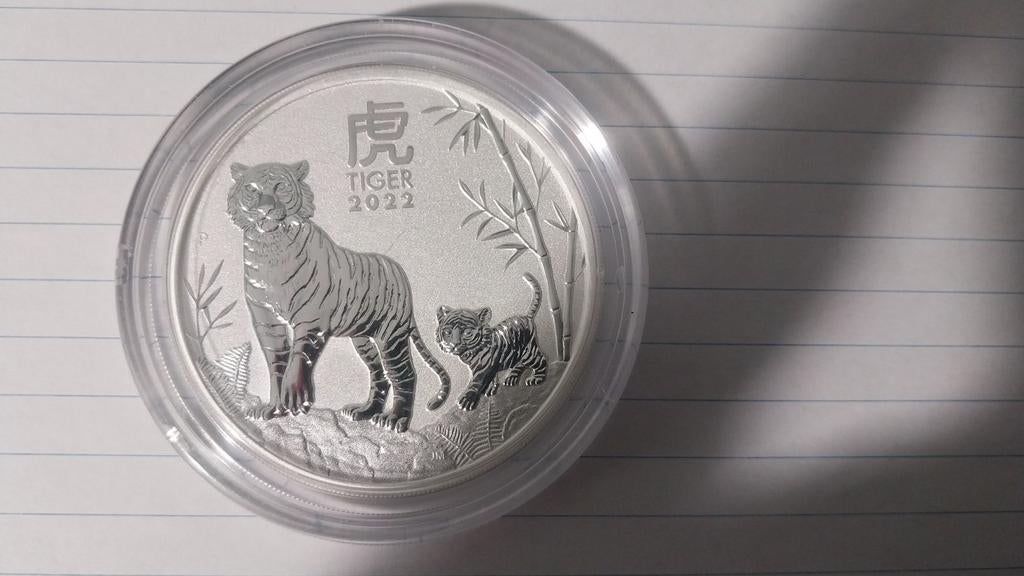 2 OZ Lunar tiger 2022 fine silver coin, Ophalen of Verzenden, Zilver