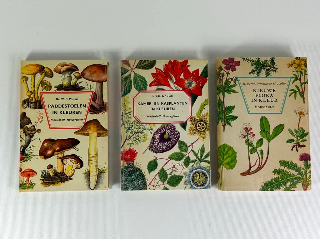 Boekenset: Paddenstoelen in Kleuren & Nieuwe Flora in Kleur, Boeken, Natuur, Ophalen of Verzenden, Gelezen, Bloemen, Planten en Bomen