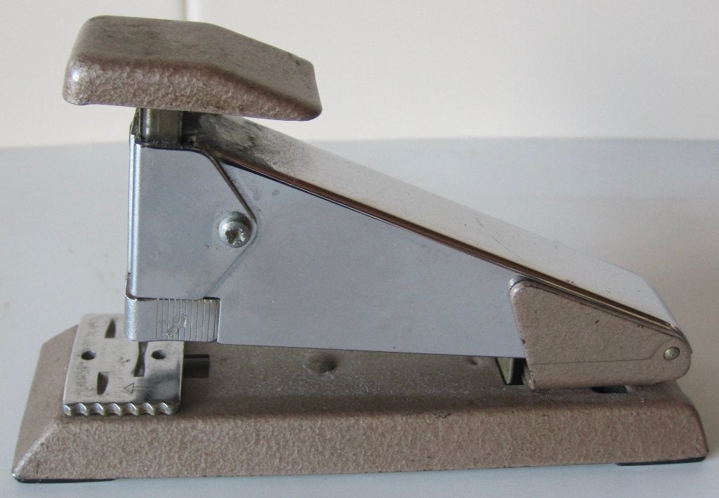 vintage nietmachine - stapler - Zweeds - Isabergs, Ophalen of Verzenden, Zo goed als nieuw