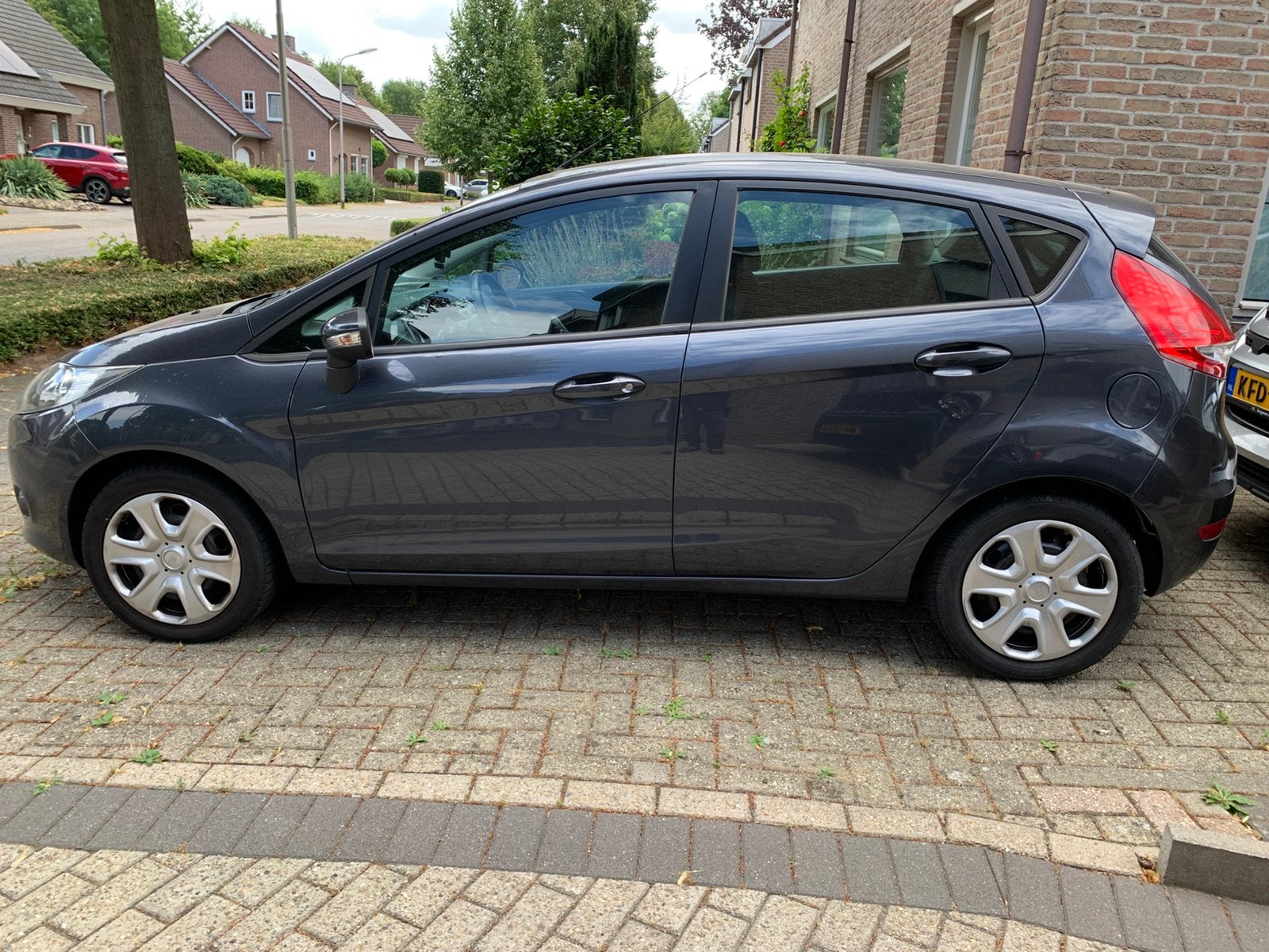 Ford Fiësta 1.25 60KW 5DR 2009 Grijs, Auto's, Voorwielaandrijving, Stof, 1242 cc, Handgeschakeld