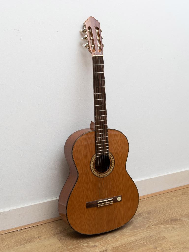Miguel J. Almeria akoestische gitaar, Muziek en Instrumenten, Snaarinstrumenten | Gitaren | Akoestisch, Ophalen, Gebruikt, Klassieke of Spaanse gitaar