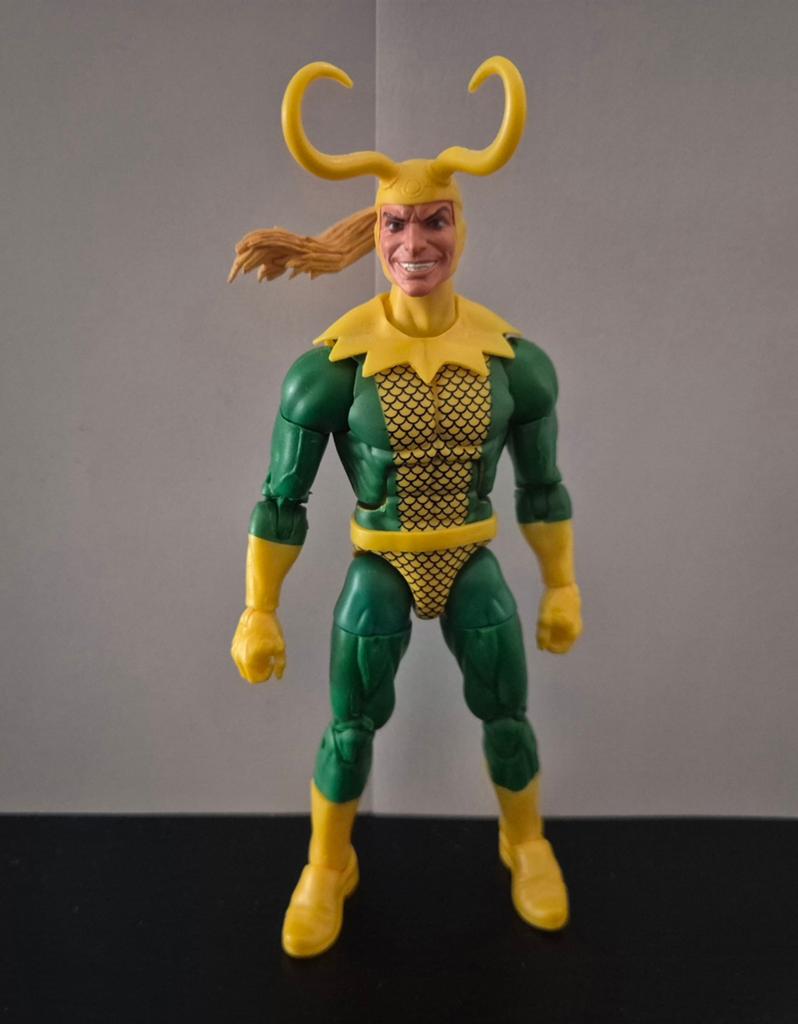 Marvel Legends Loki actiefiguur (Classic), Ophalen of Verzenden, Zo goed als nieuw