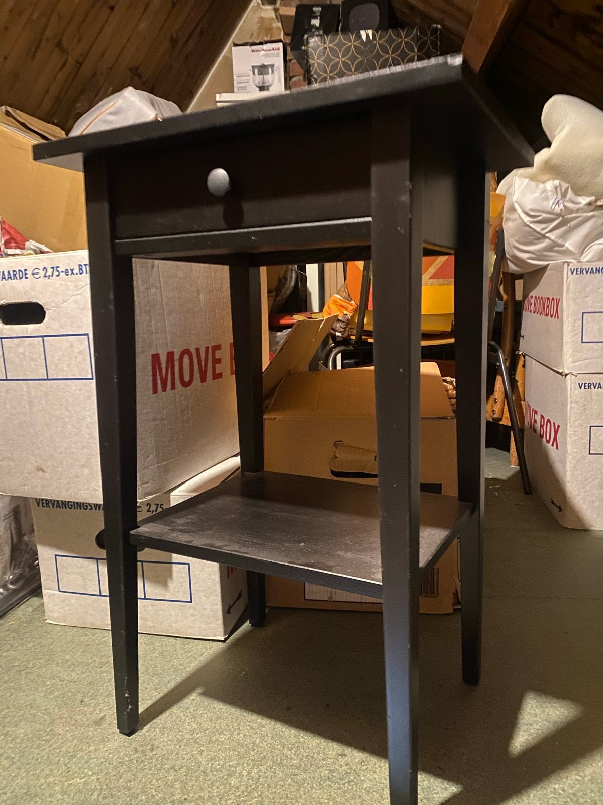 Zwart bijzettafeltje met lade en plankje, Ophalen, Minder dan 55 cm, Gebruikt, 60 cm of meer
