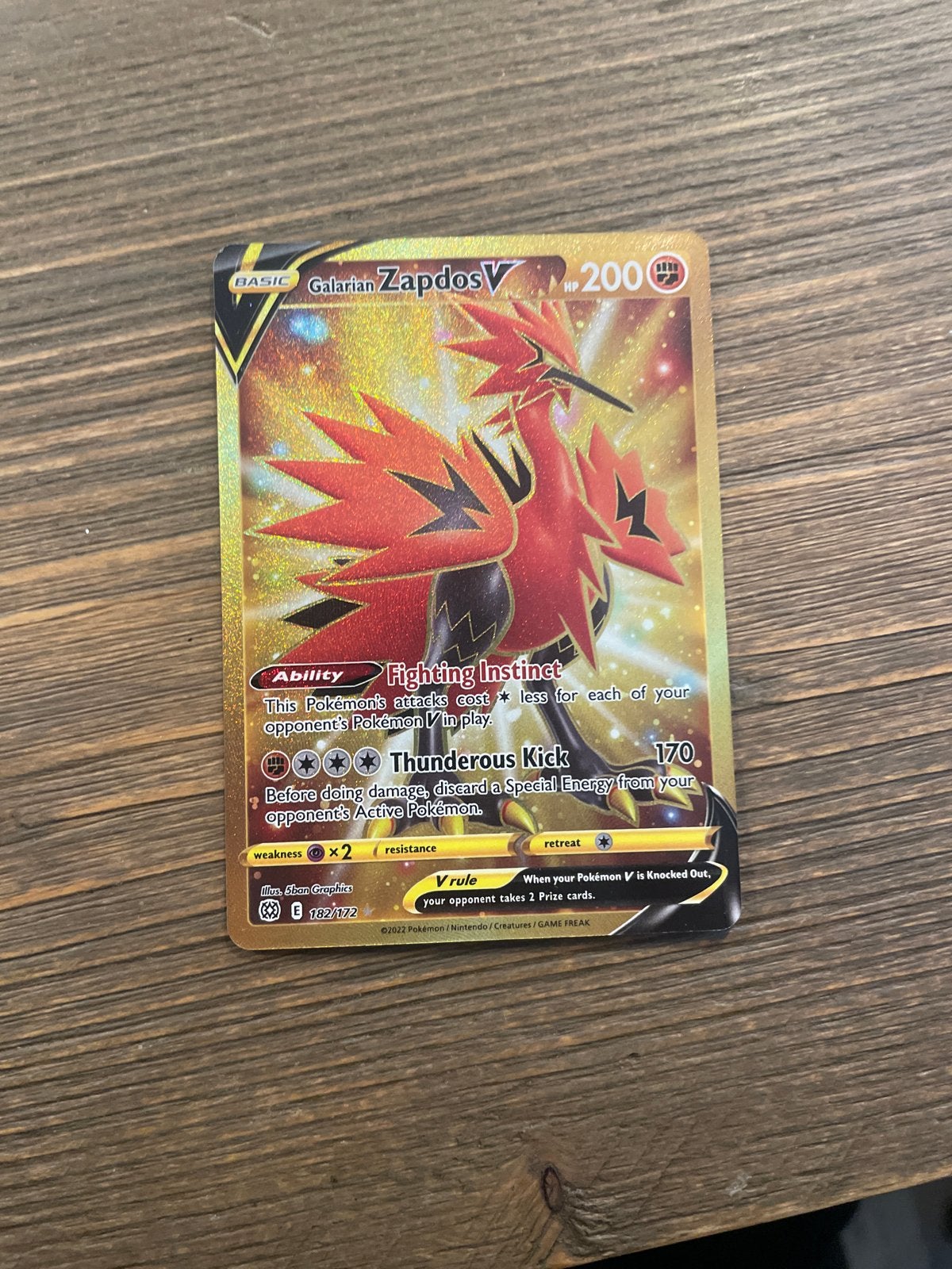 Galarian Zapdos V Full Art Pokémon Kaart (SWSH122), Hobby en Vrije tijd, Verzamelkaartspellen | Pokémon, Ophalen of Verzenden