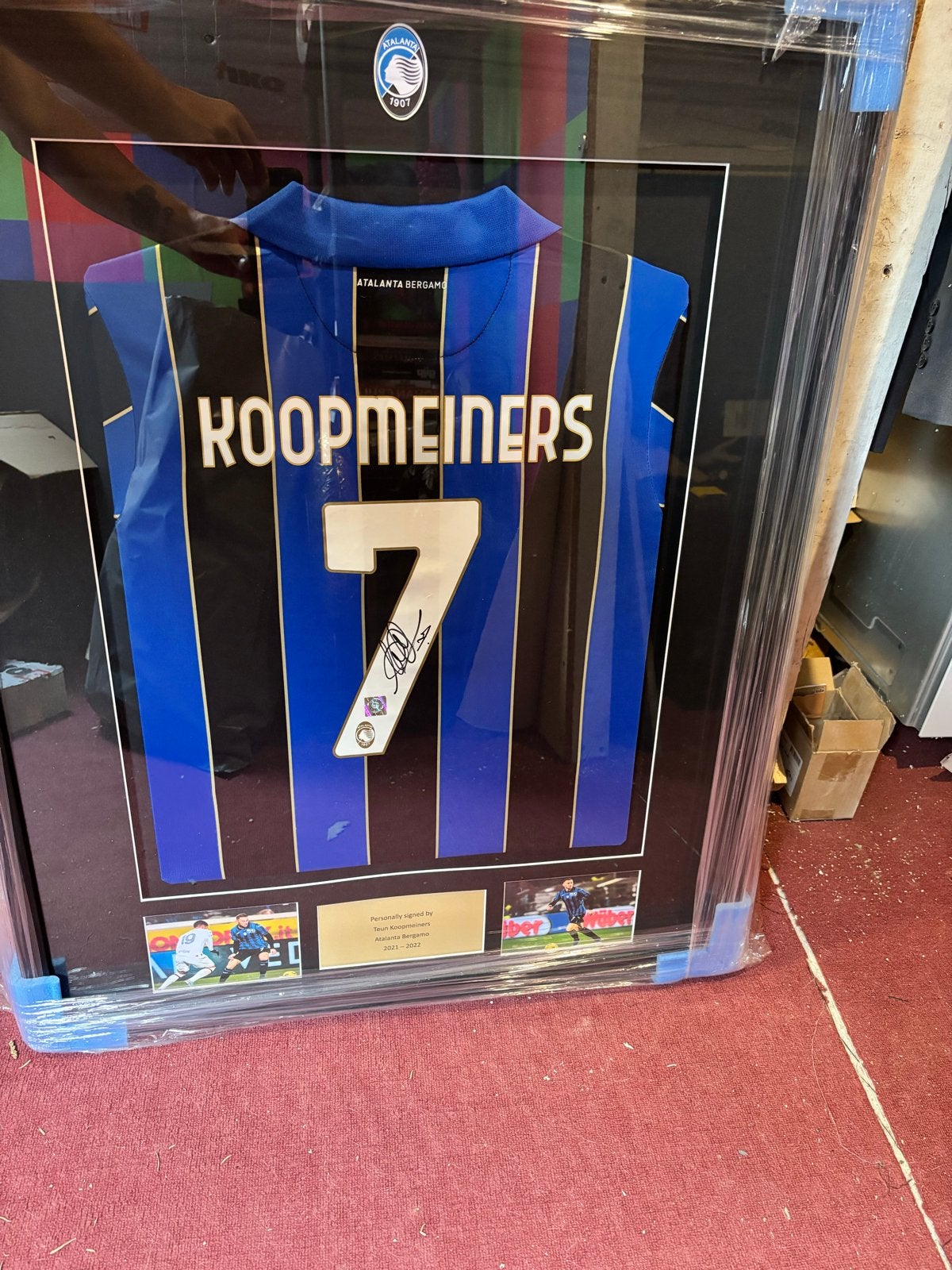 Persoonlijk gesigneerd Atalanta shirt Teun Koopmeiners, Ophalen of Verzenden, Zo goed als nieuw, Buitenlandse clubs, Shirt