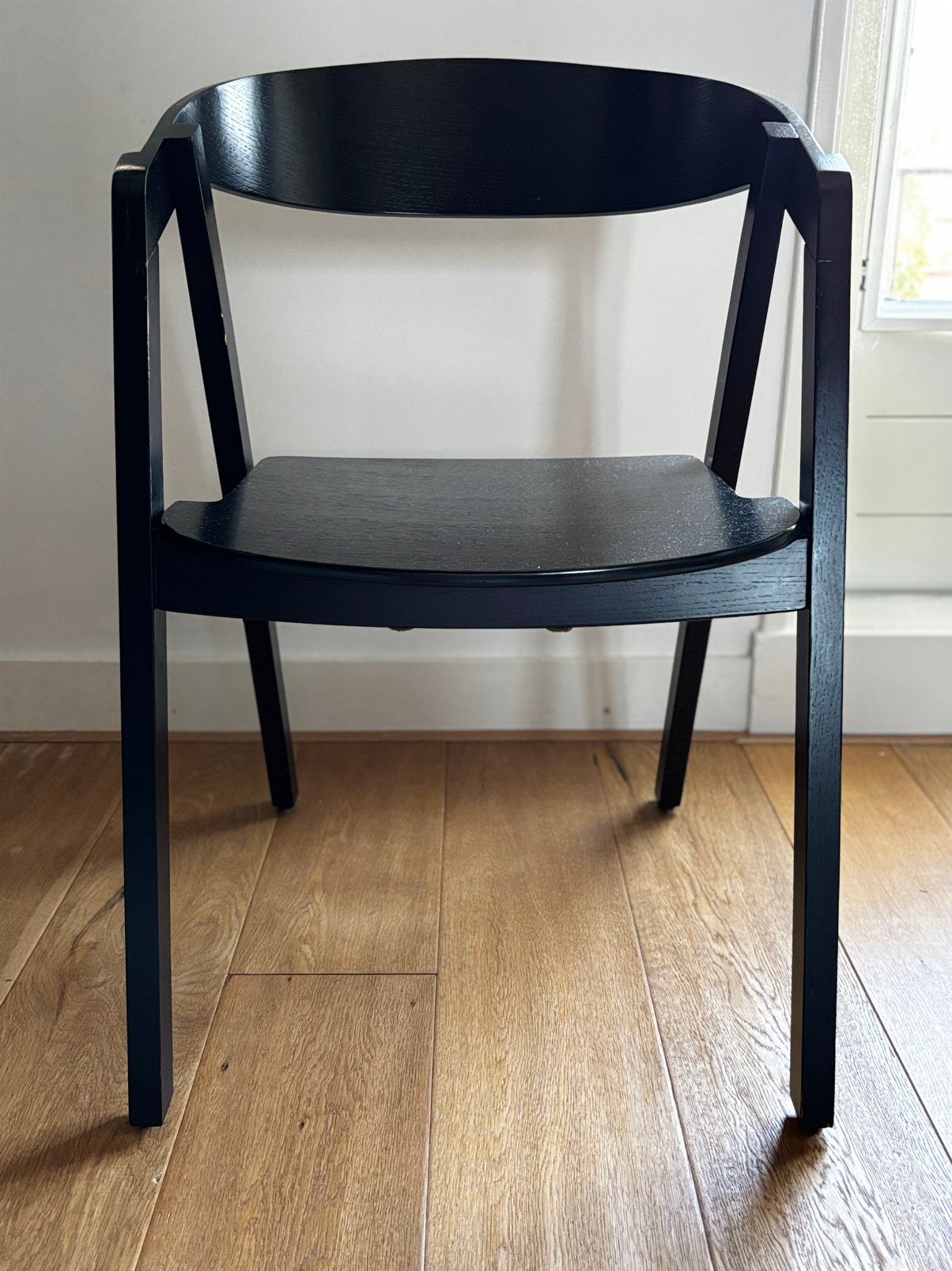 8 eetkamerstoelen zwart eikenhout Sav & Økse, Huis en Inrichting, Ophalen, Gebruikt, Zwart, Vijf, Zes of meer stoelen