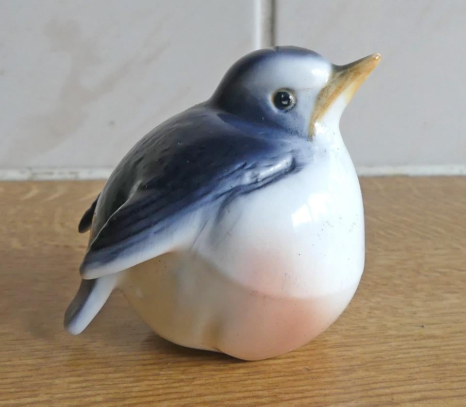 Hans Schirmer vintage vogelbeeldje wit blauw beeldje vogel, Ophalen of Verzenden, Gebruikt, Dier