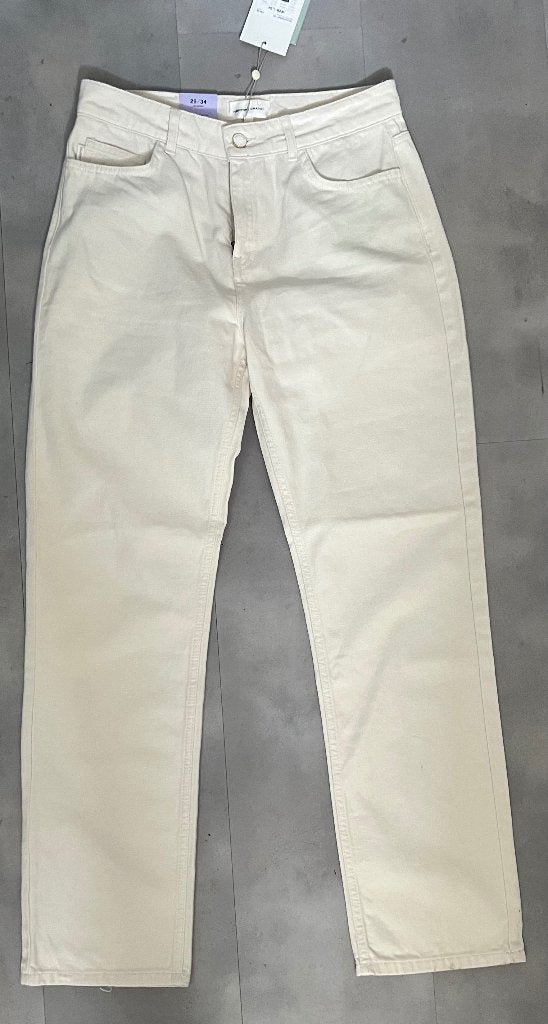 Closed. Witte jeans. Mt 31., Kleding | Dames, Ophalen of Verzenden, Zo goed als nieuw, W30 - W32 (confectie 38/40), Wit