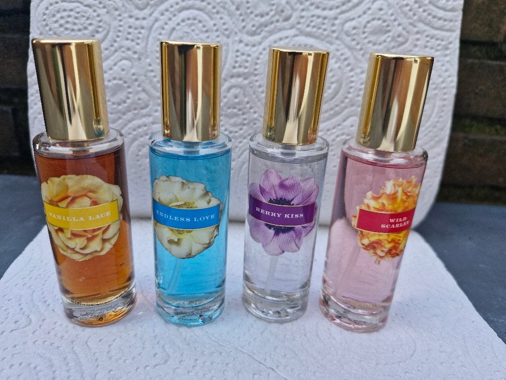 parfum 4x victoria's secret 30 ml, Verzenden, Zo goed als nieuw, Parfumfles, Gevuld