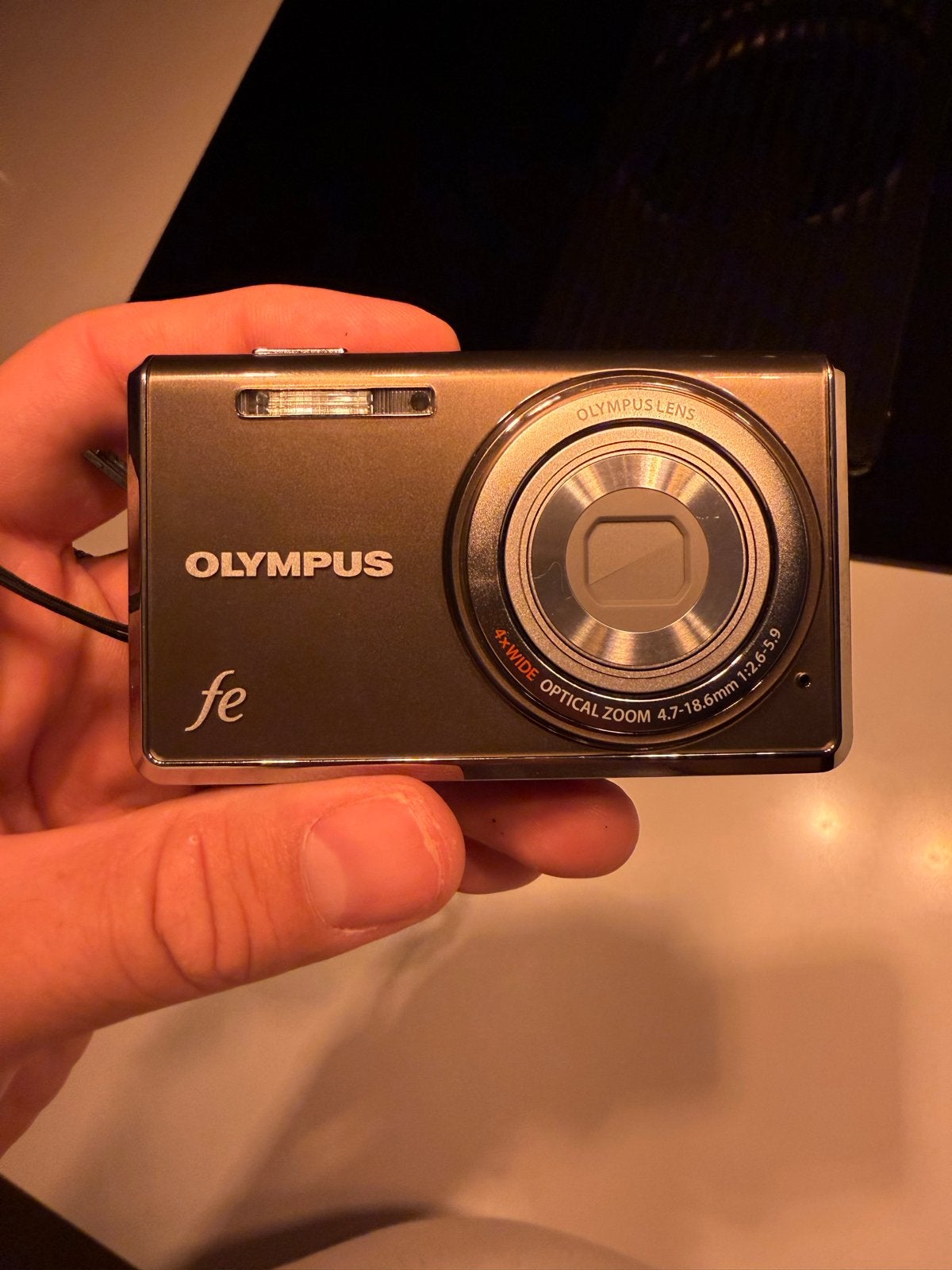 Olympus digitale camera FE-4030 met doos en kabels, Gebruikt, USB-kabel, Ophalen of Verzenden, Olympus