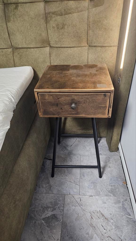 2x Nachtkastje Loods 5 - Industrieel & Metaal, Zo goed als nieuw, 45 tot 65 cm, Hout, 55 tot 70 cm