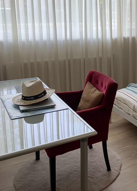 Glazen bureau/tafel, Huis en Inrichting, Bureaus, Ophalen