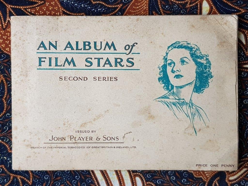 Filmsterren oud compleet Engels album met sigarettenplaatjes, Ophalen of Verzenden