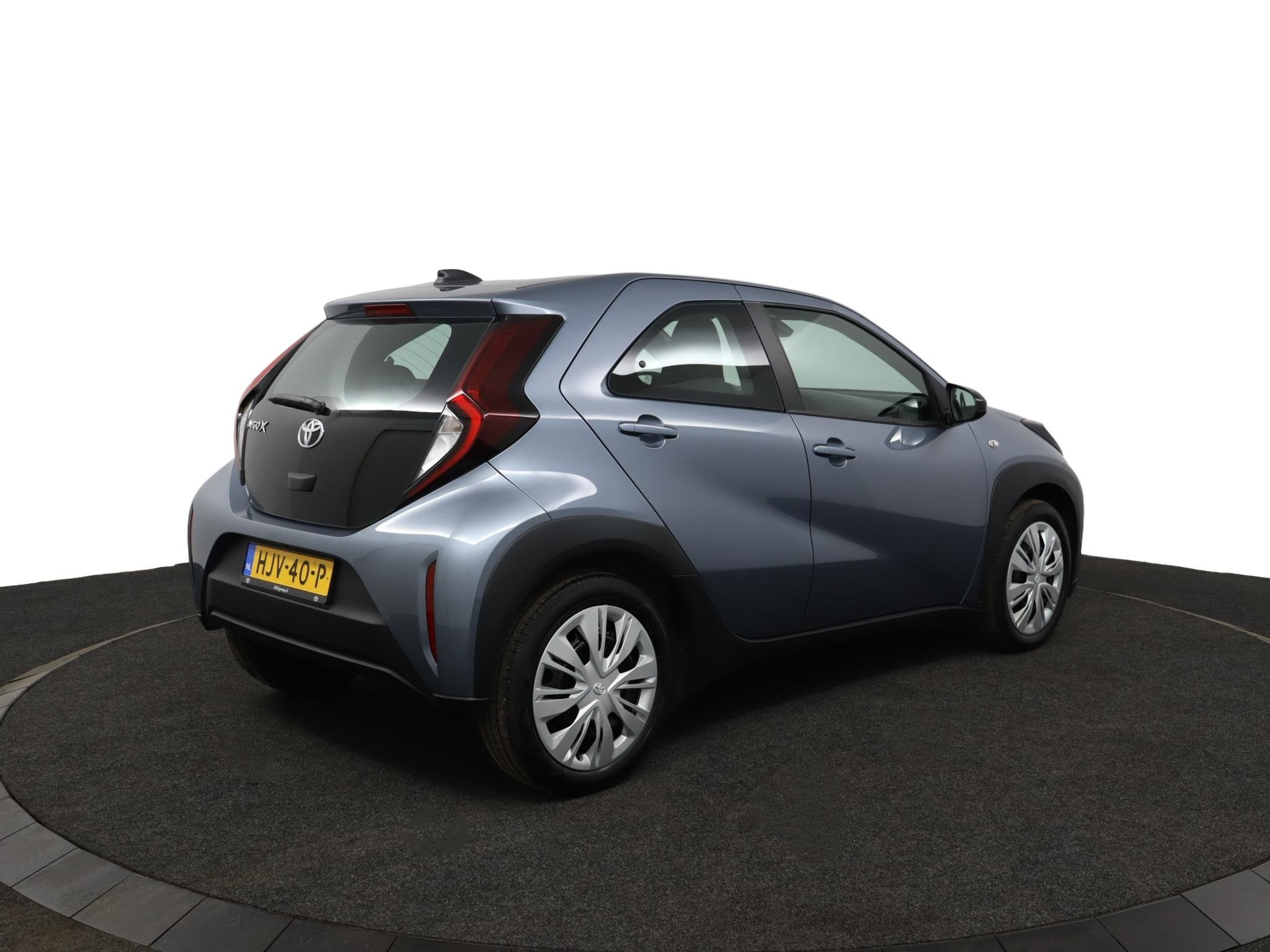 Toyota Aygo X 1.0 VVT-i MT Play | Adaptive Cuise Control | A, Auto's, Stof, Gebruikt, Euro 6, 920 kg