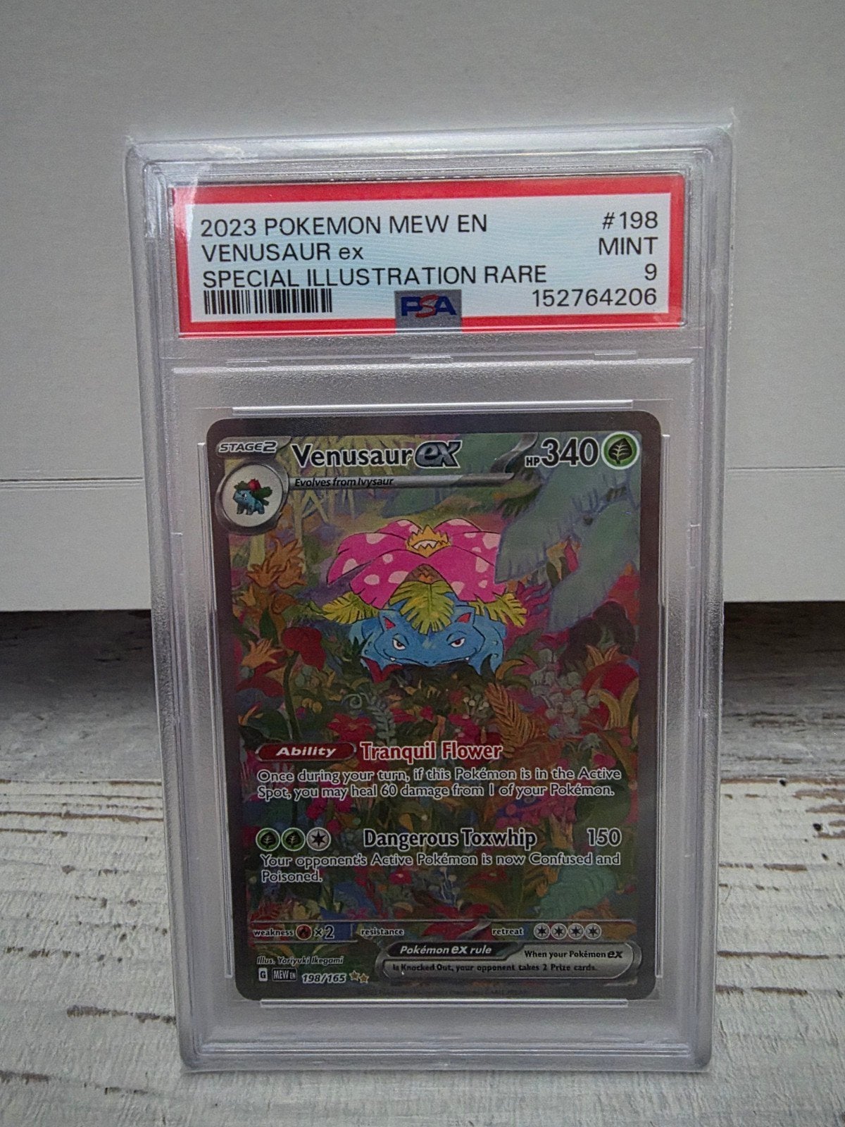 Psa 9 Venusaur 198/165 Pokémon 151, Ophalen of Verzenden, Zo goed als nieuw, Losse kaart