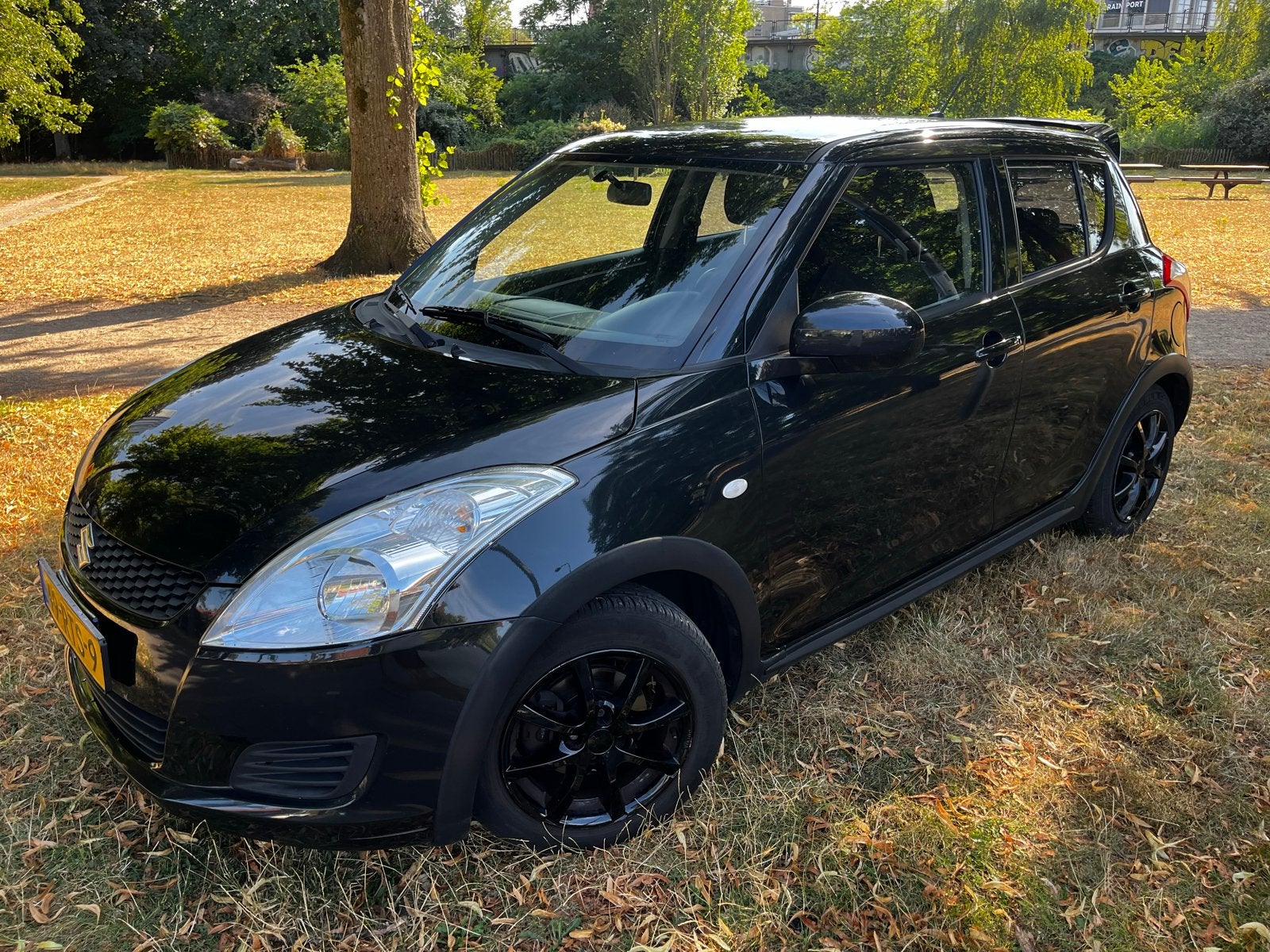 Sportieve Suzuki Swift 1.2 5-D 2011 Zwart, Voorwielaandrijving, 4 cilinders, 400 kg, Origineel Nederlands
