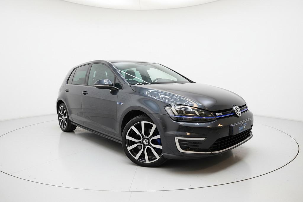 Volkswagen Golf 1.4 TSI GTE 204PK PDC STOELVERWARMING NAP, 8 kWh, Stof, Gebruikt, 4 cilinders