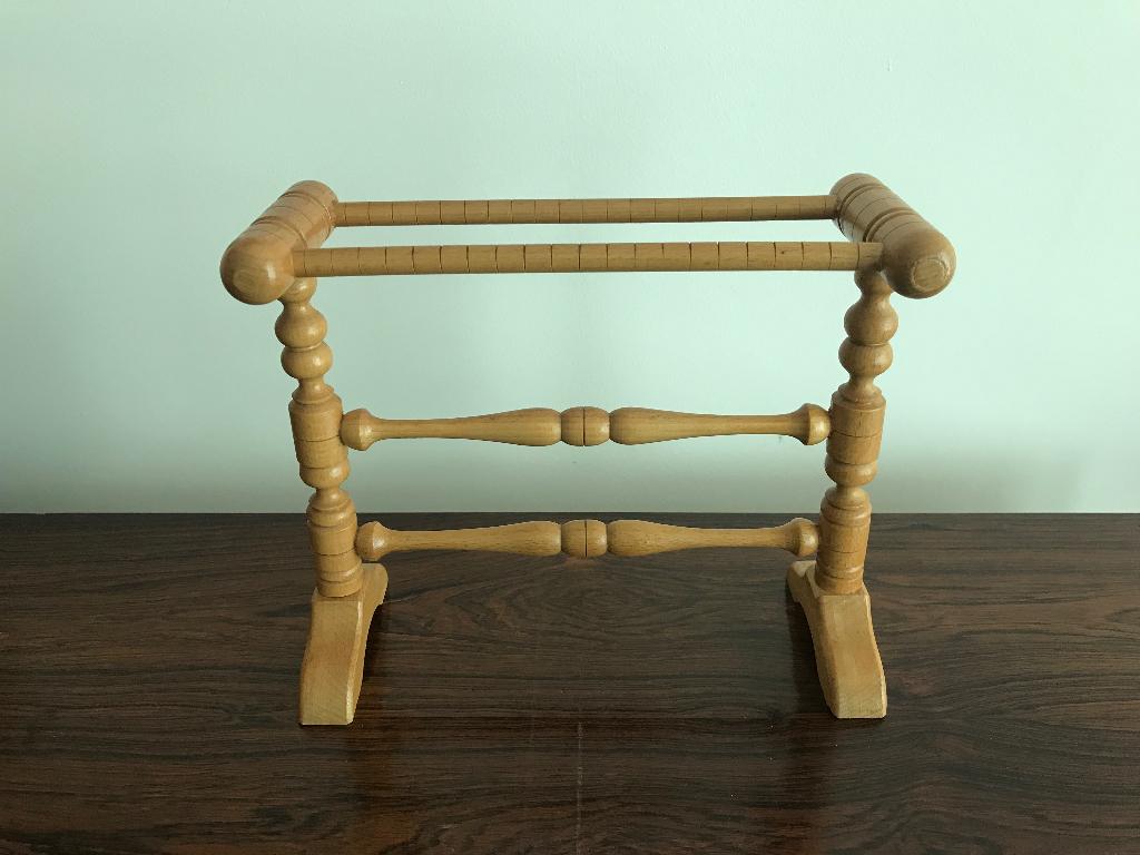 Oud Houten rek rekje houder kantklos, Antiek en Kunst, Curiosa en Brocante, Ophalen of Verzenden