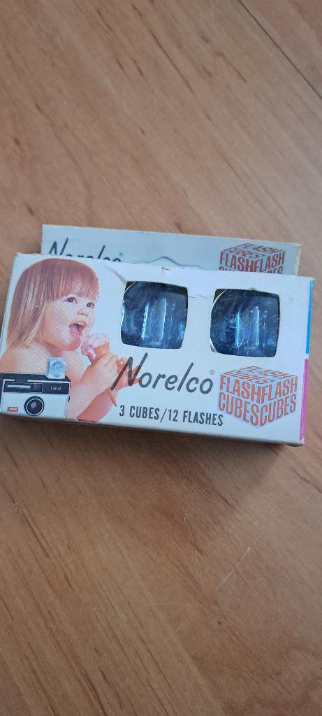 Norelco flitslampjes - flashcubes, Ophalen of Verzenden, Nieuw, Overige merken