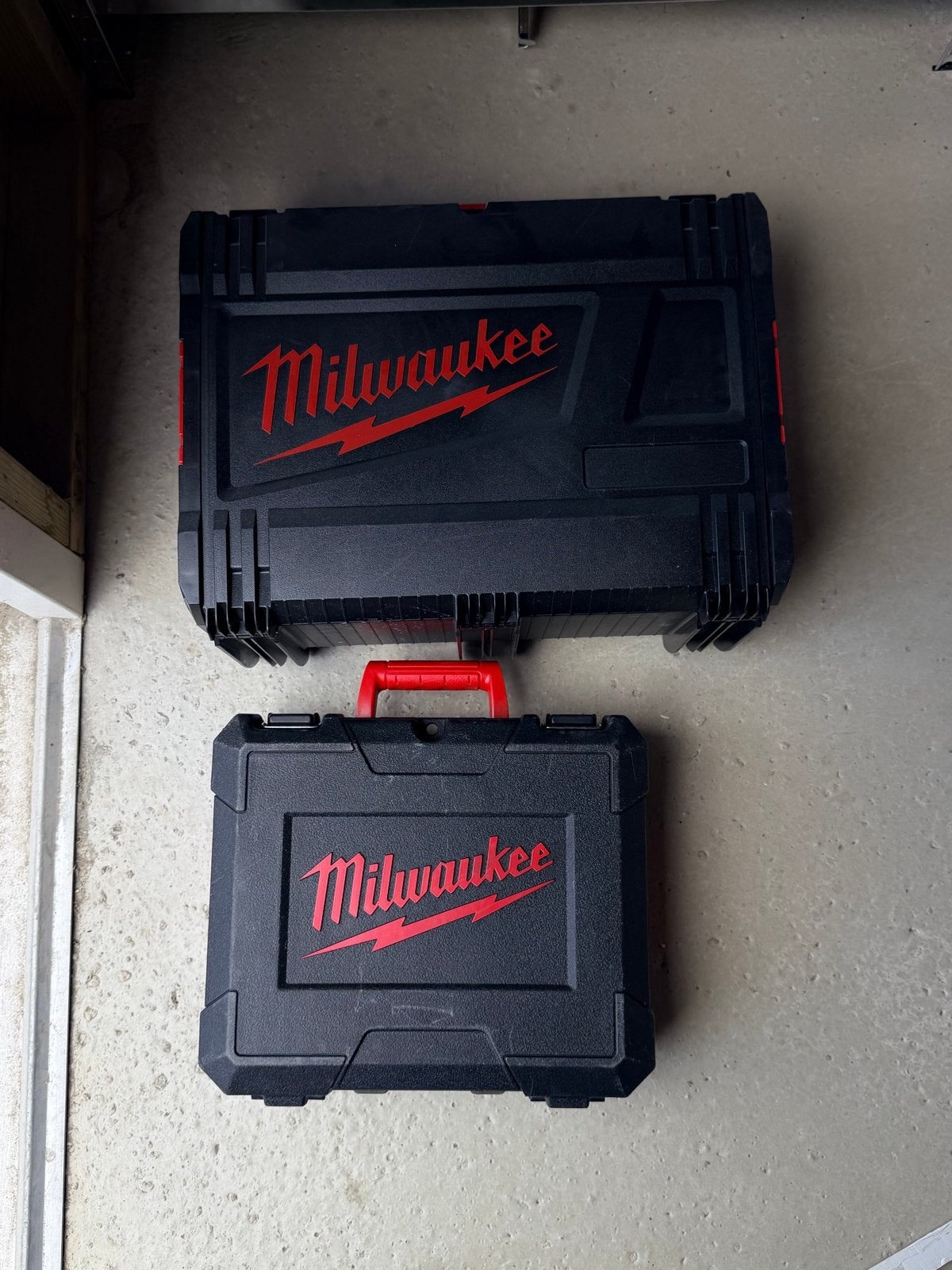 Milwaukee gereedschapskisten (draadeindknipper & schroefmach, Ophalen of Verzenden, Gebruikt
