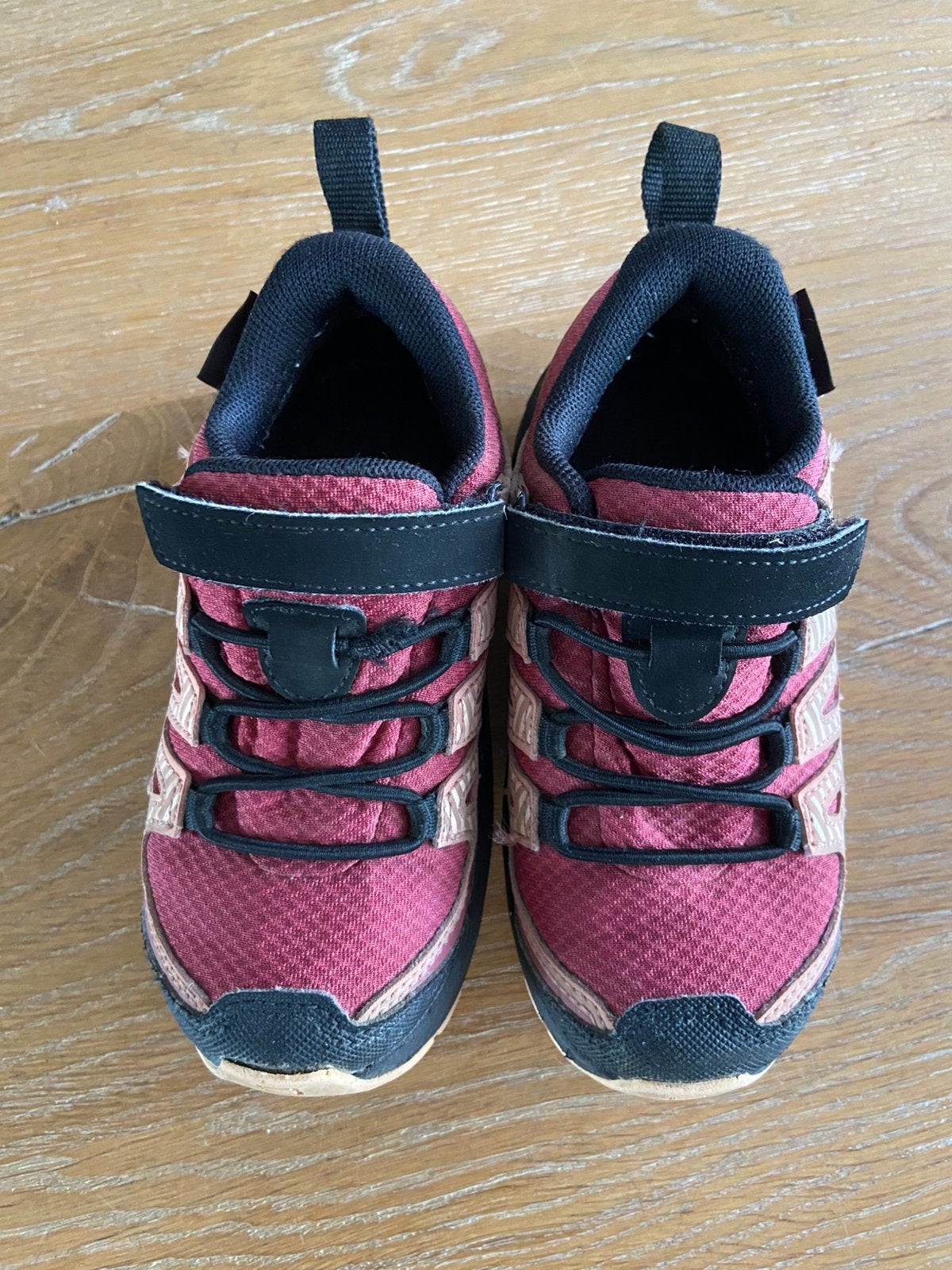 Bergschoenen Salomon; maat 26, Kinderen en Baby's, Kinderkleding | Schoenen en Sokken, Ophalen, Meisje, Schoenen, Zo goed als nieuw