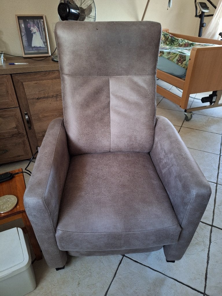 Sta op stoel, Huis en Inrichting, Fauteuils, Ophalen, Zo goed als nieuw, Stof, 50 tot 75 cm