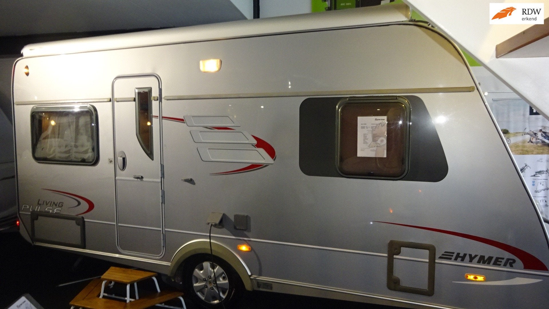 ERIBA Living PULSE 465 2007 VASTBED RONDZIT MOVER CASSETTE L, Bedrijf, Eriba, Hordeur, Tot en met 4