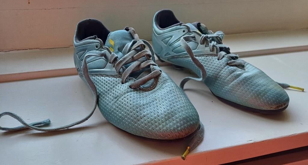 Adidas Messi 15.3 voetbalschoenen blauw, Gebruikt, Verzenden, Maat XS of kleiner, Schoenen