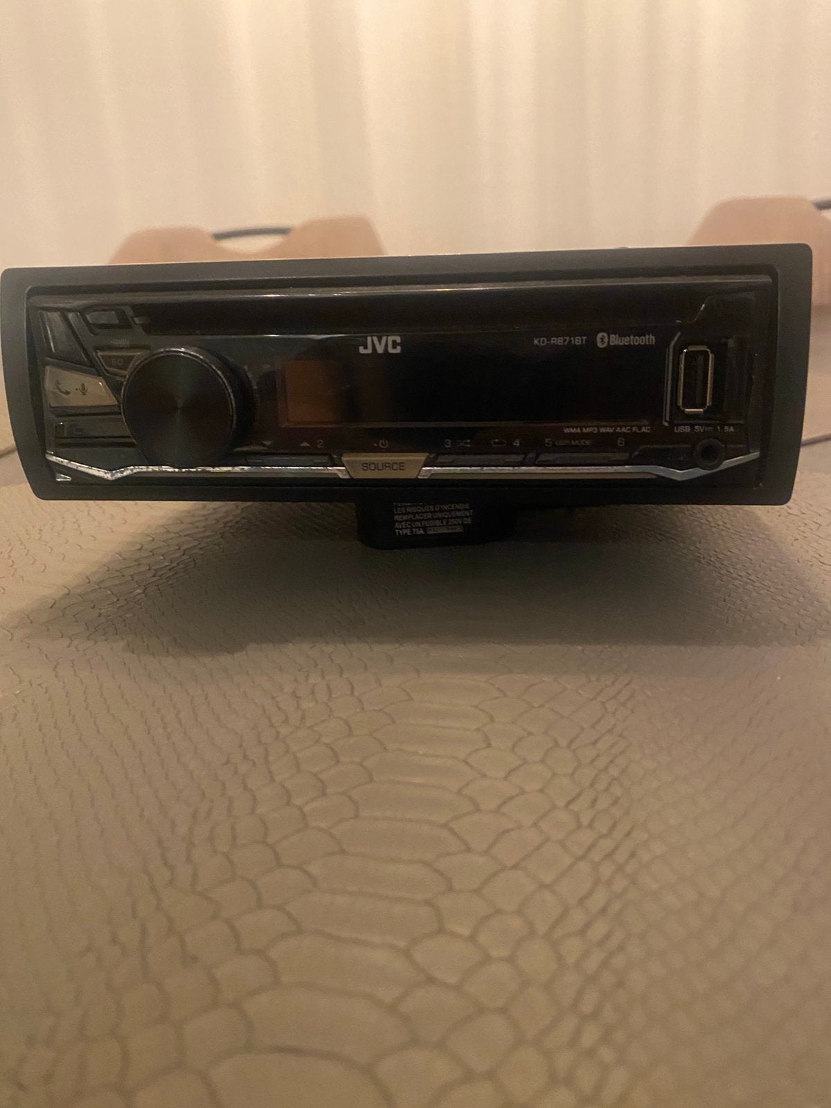 Auto radio JvC KD R 871 BT Usb Bluetooth 60 euro, Auto diversen, Ophalen of Verzenden, Zo goed als nieuw