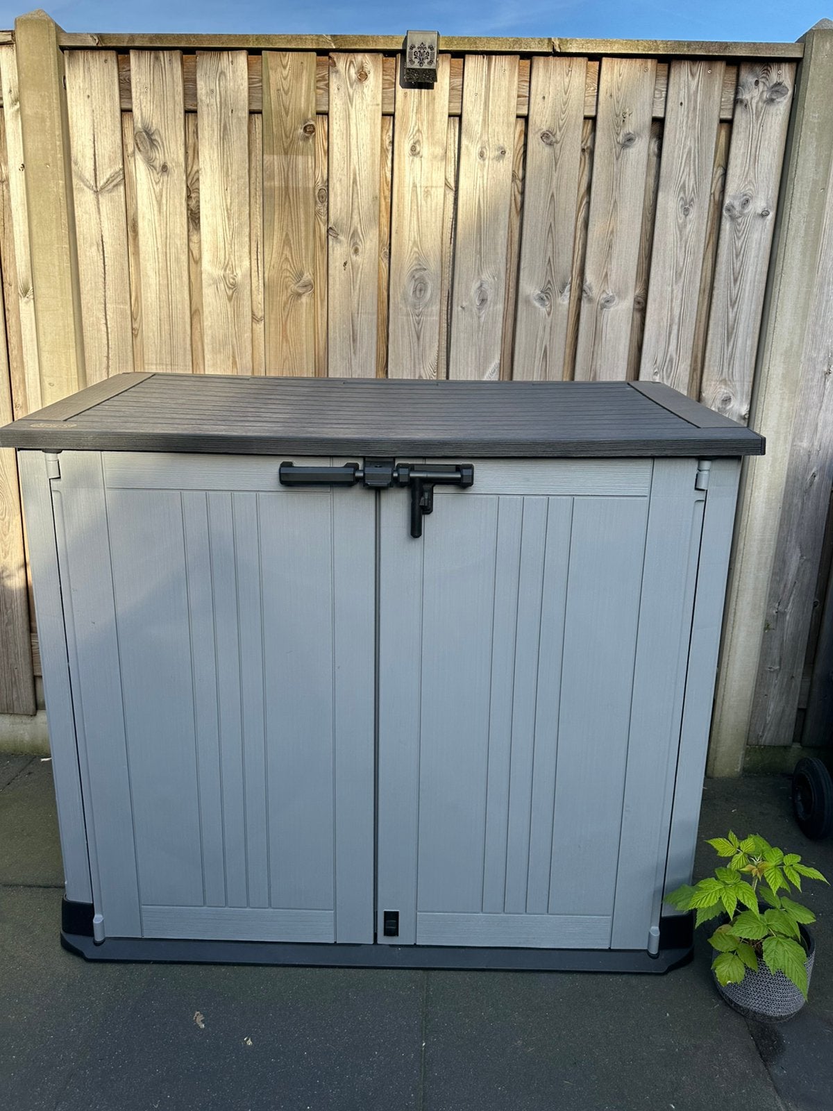 Keter store-it opbergbox/kussenbox, Tuin en Terras, Bergingen en Tuinkasten, Ophalen, Zo goed als nieuw, Kunststof, Overige typen