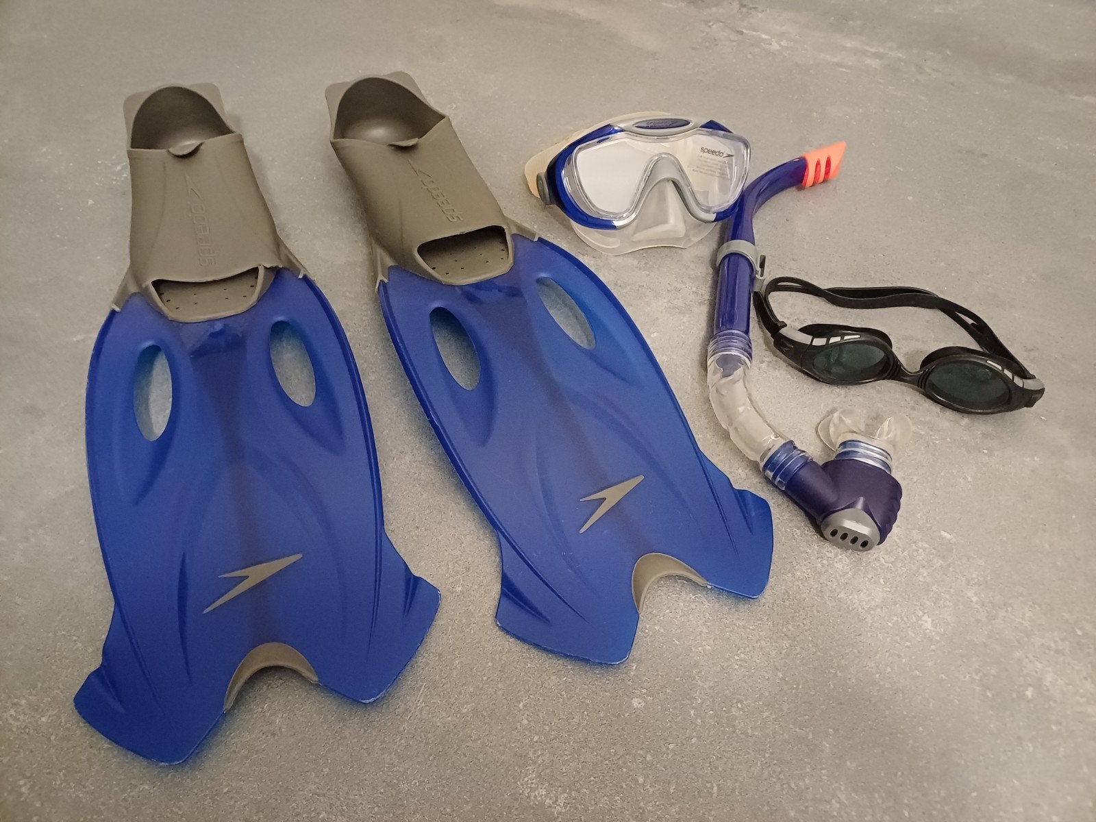 Speedo Duikbril, Snorkel en Zwemvliezen Set, Ophalen of Verzenden, Zo goed als nieuw, Duikbril of Snorkel
