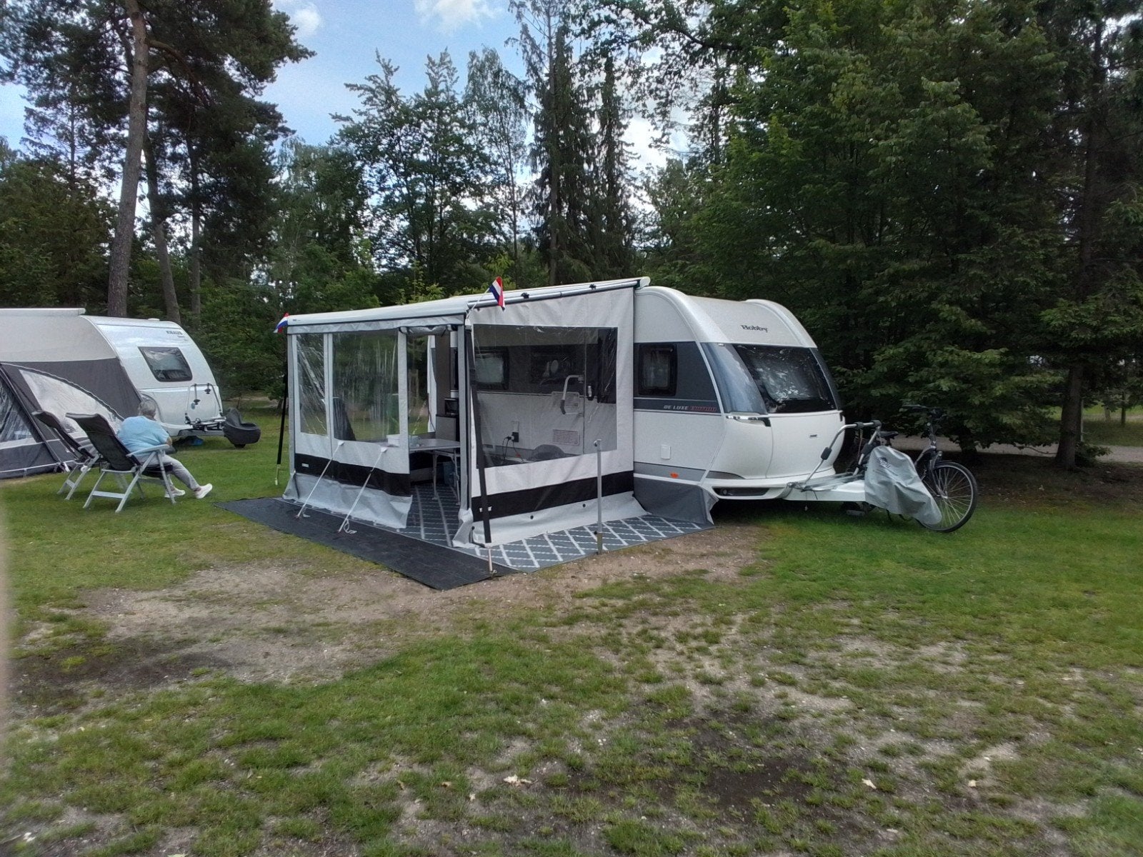 Thule  residentie G3 voorwand 350 cm breed,met zijwand 250 b, Ophalen of Verzenden, Zo goed als nieuw
