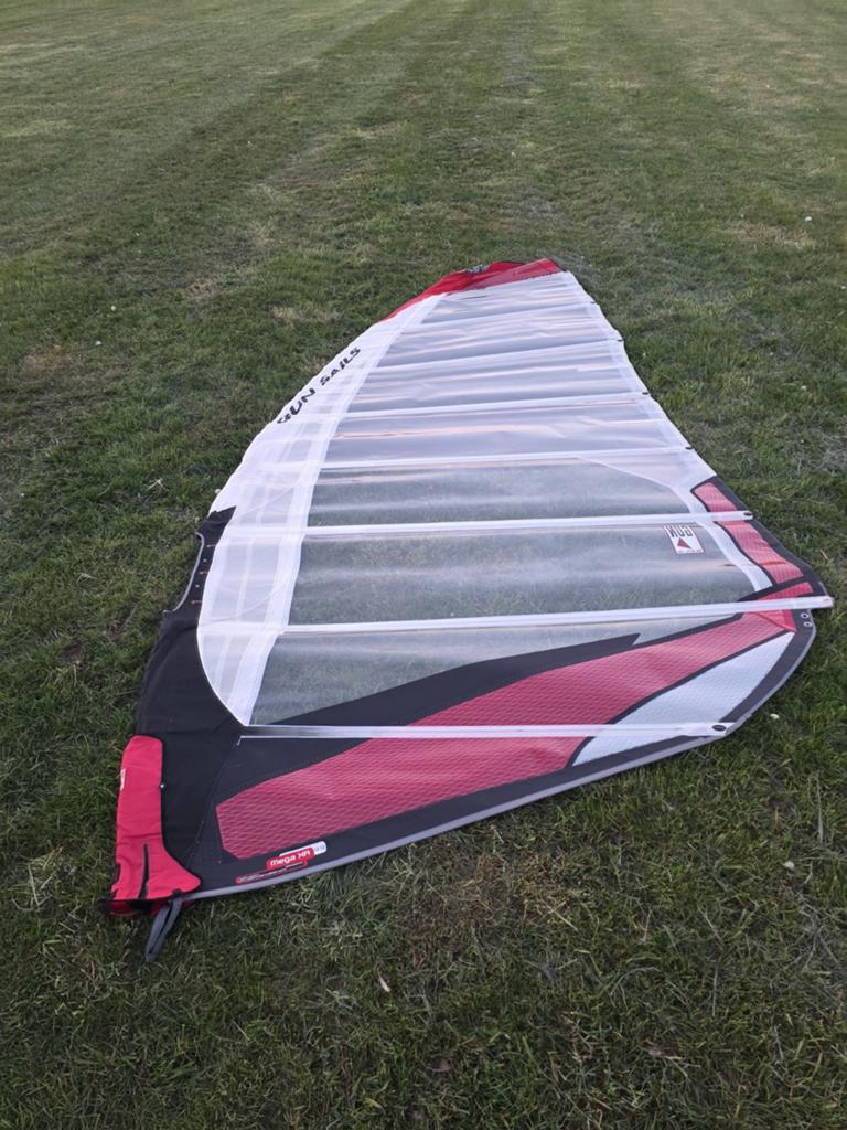 Gun Sails mega xr 9.9 windsurfzeil zeil windsurfen, Watersport en Boten, Windsurfen, Ophalen of Verzenden, Zo goed als nieuw, 8 m² of meer