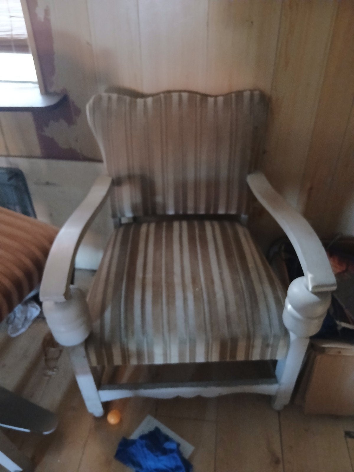 Vintage fauteuil met gestreepte bekleding, Ophalen