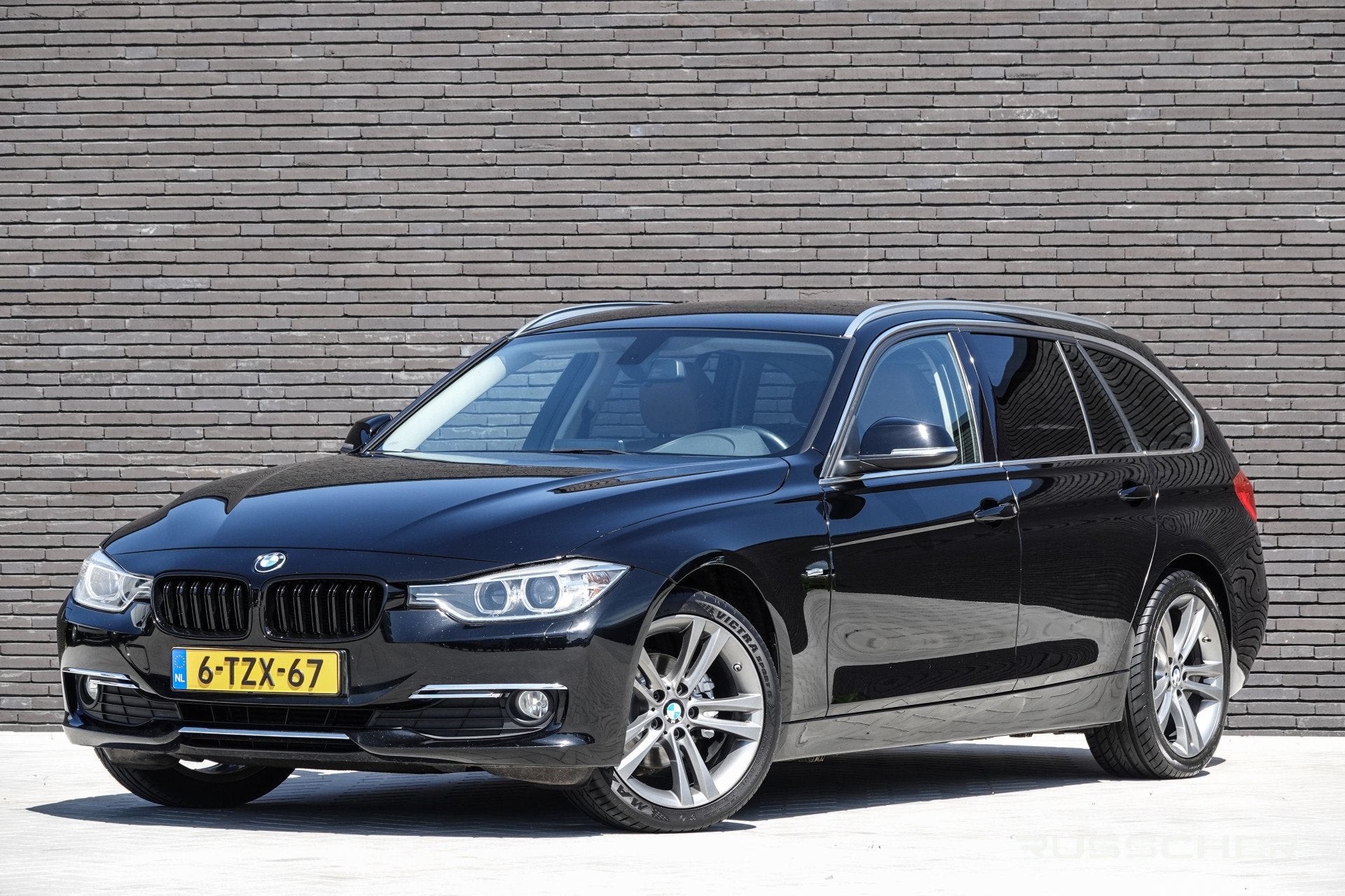 BMW 3 Serie Touring 316i 136Pk Aut. | High Executive | Luxur, Auto's, Automaat, Euro 6, 4 cilinders, 1445 kg