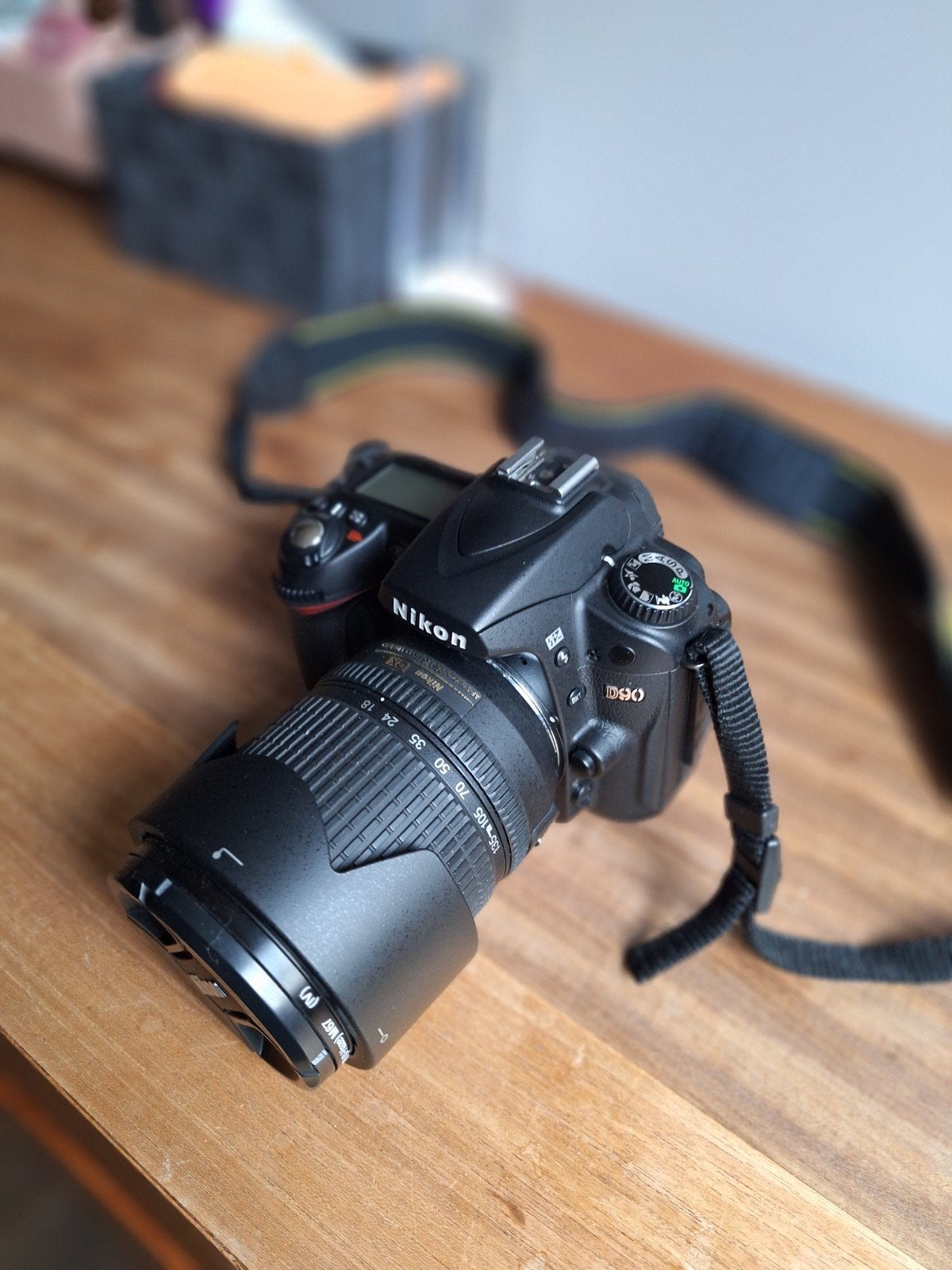 Nikon D90 Spiegelreflexcamera met 18-105mm lens, Audio, Tv en Foto, Fotocamera's Digitaal, Spiegelreflex, Lensdop, Ophalen of Verzenden