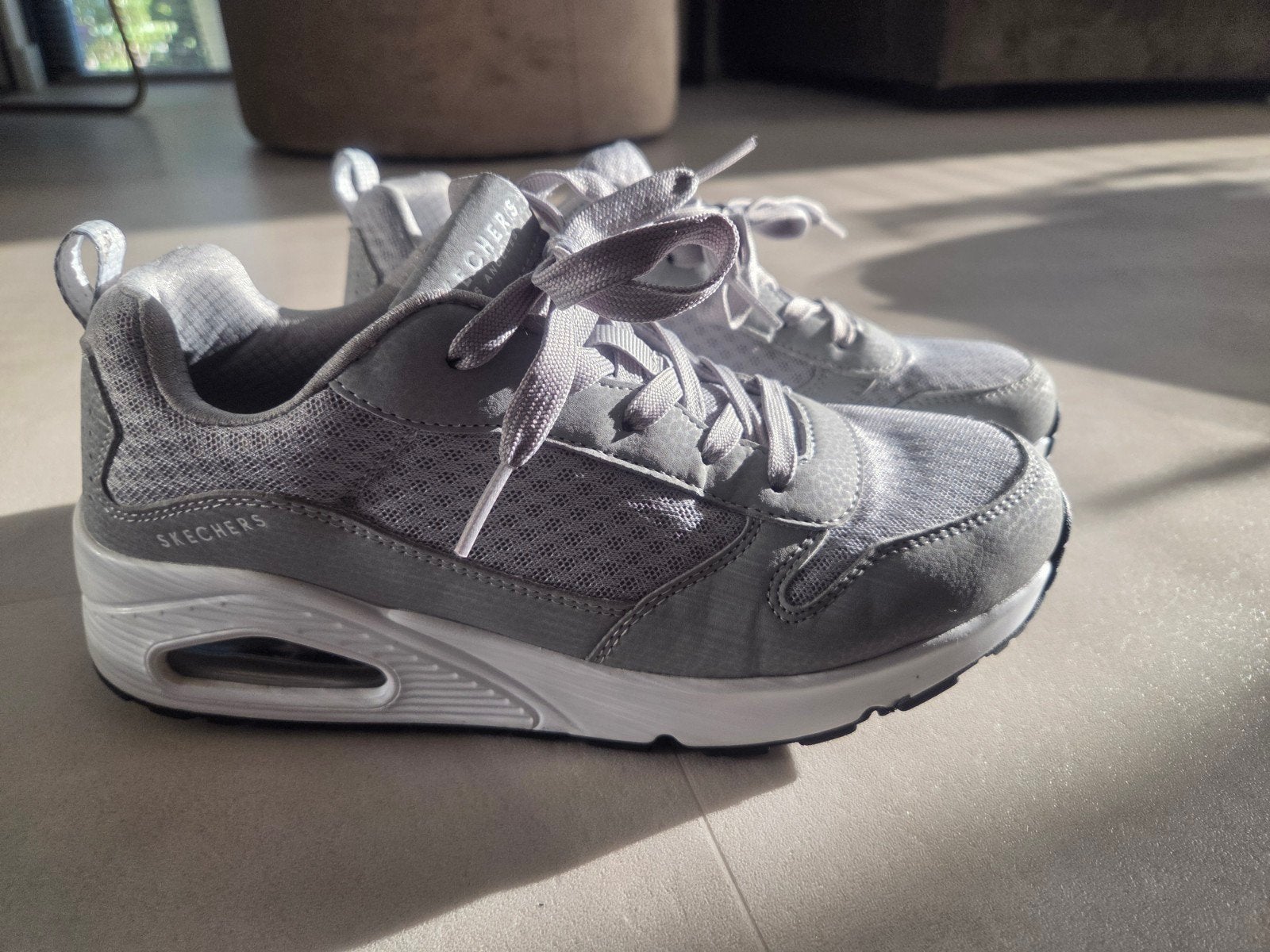Skechers Air-Cooled Memory Foam Sneakers Maat 37 Grijs, Kleding | Dames, Skechers, Ophalen of Verzenden, Grijs, Sneakers of Gympen