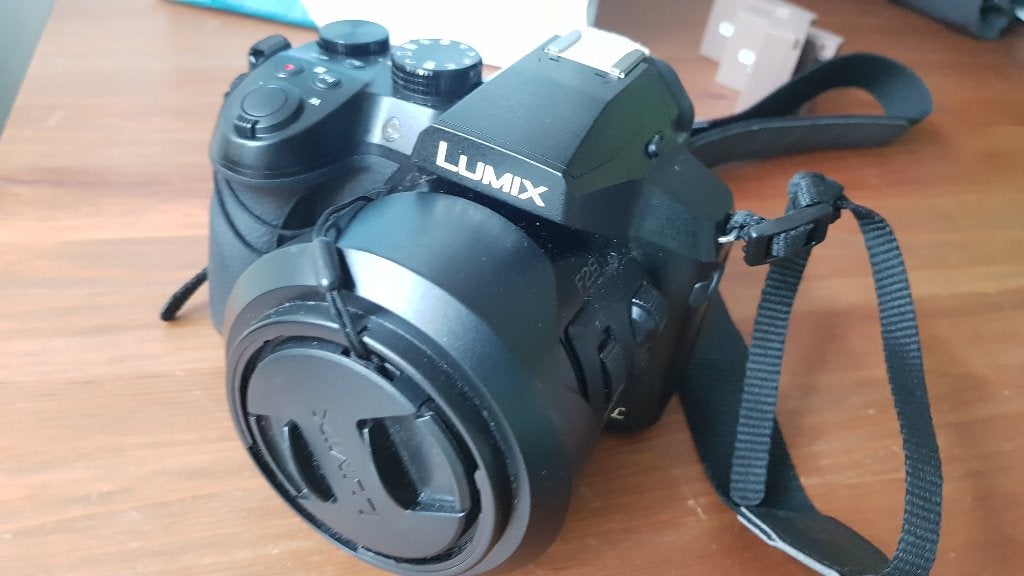 Panasonic FZ300 fotocamera, Ophalen, Kantelbaar/draaibaar scherm, Panasonic, 12 megapixels