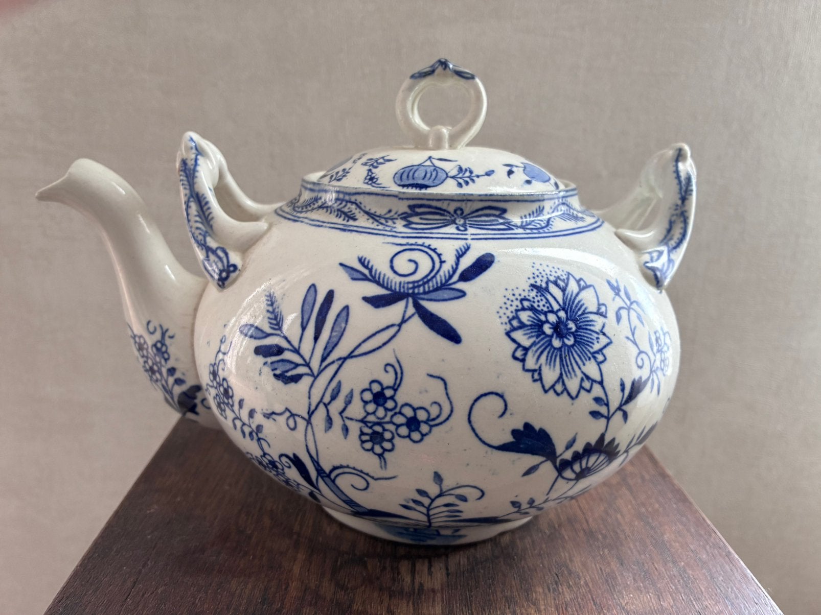 Antieke porseleienen Zwiebelmuster | hoogte 16 cm., Ophalen of Verzenden