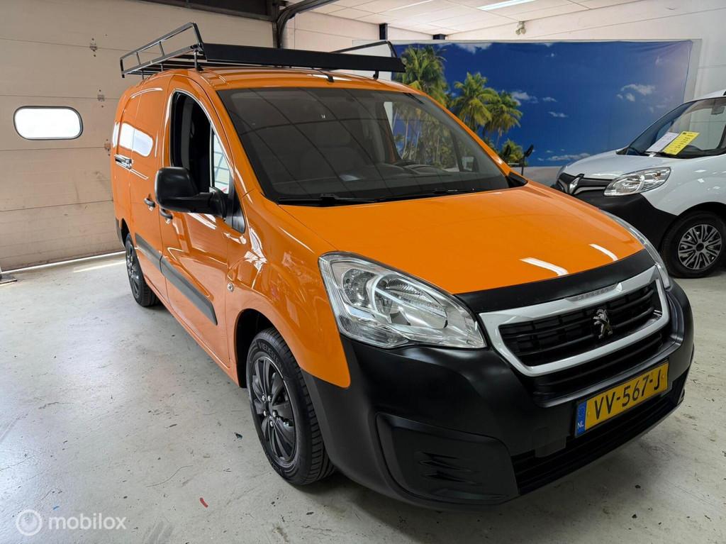 Peugeot Partner 1.6 HDI Lengte 2 met 83.000 KM, Auto's, Gebruikt, Euro 6, 1353 kg, Origineel Nederlands