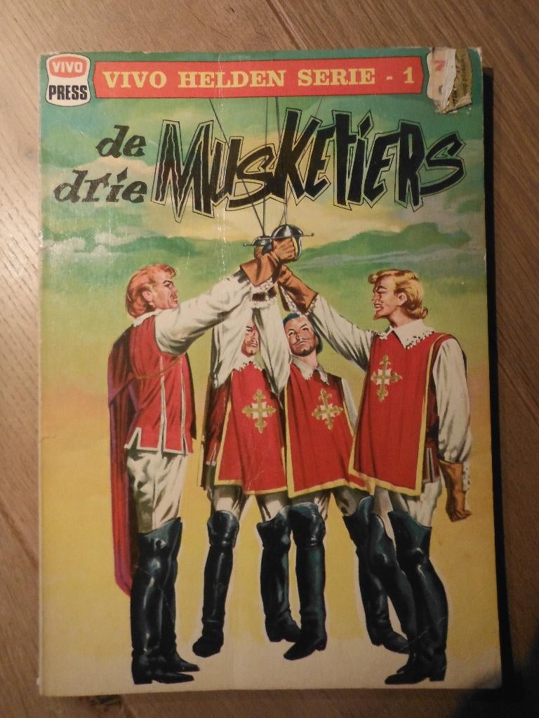 De drie Musketiers. 1968. Vivo helden serie., Boeken, Meerdere stripboeken, Ophalen of Verzenden, Gelezen